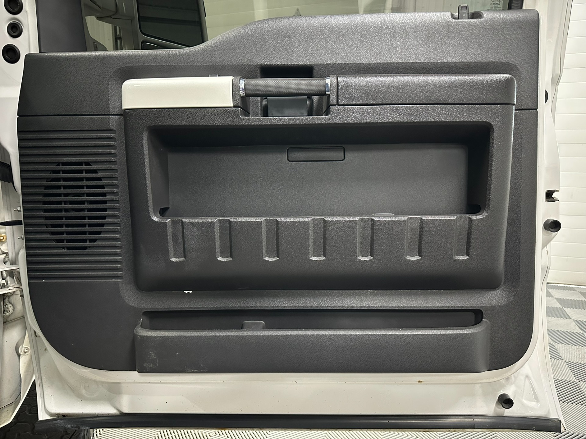 2015 Ford F250 Super Duty Crew Cab 39