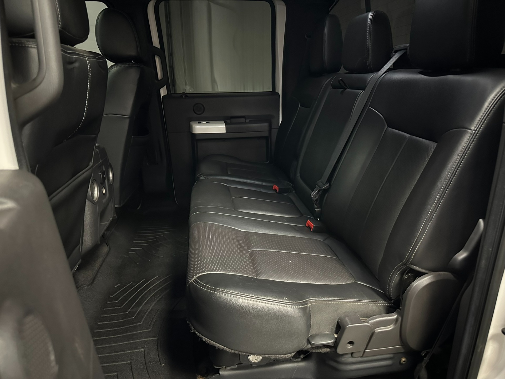 2015 Ford F250 Super Duty Crew Cab 46