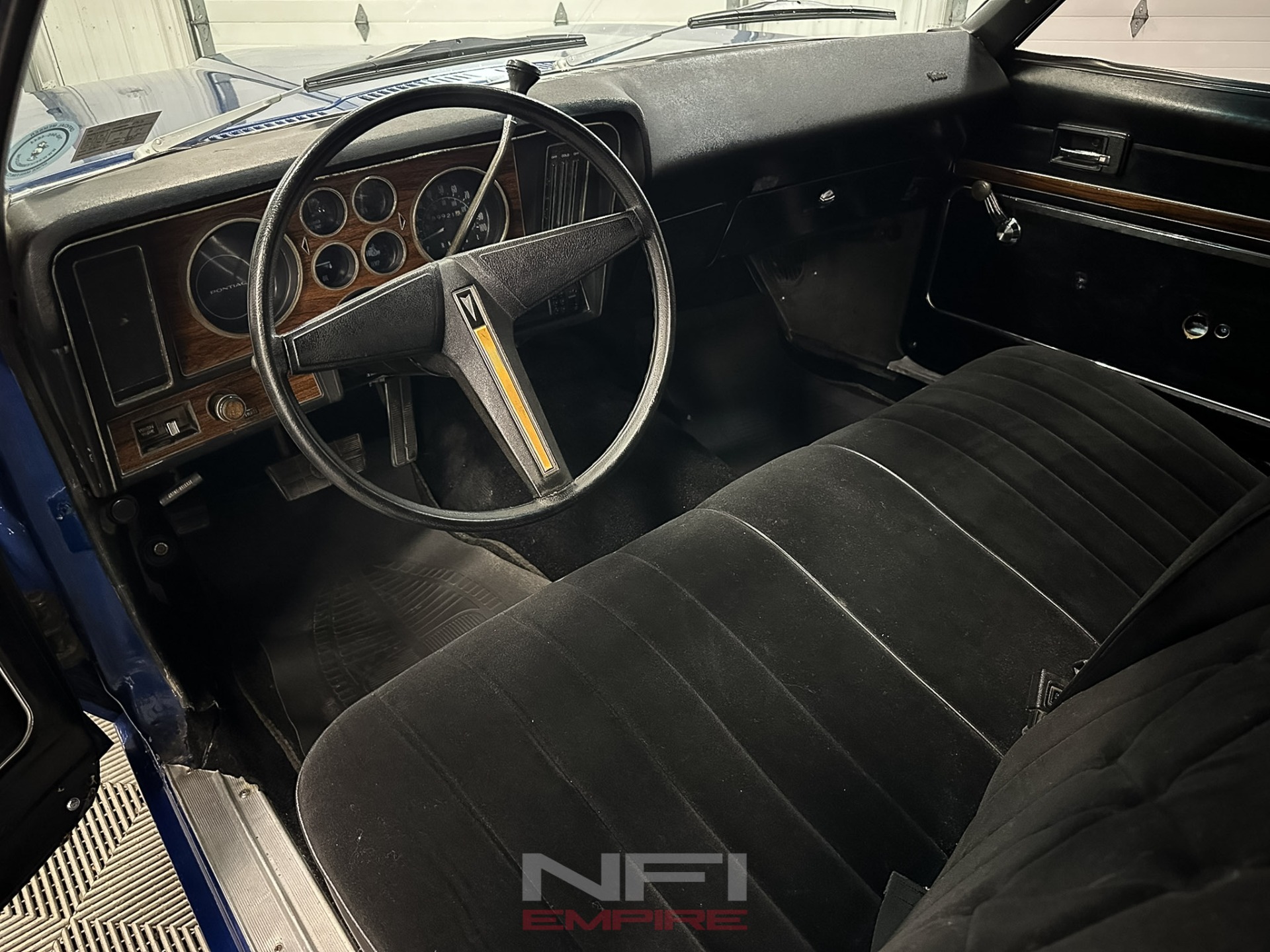 1977 Pontiac Venture 27