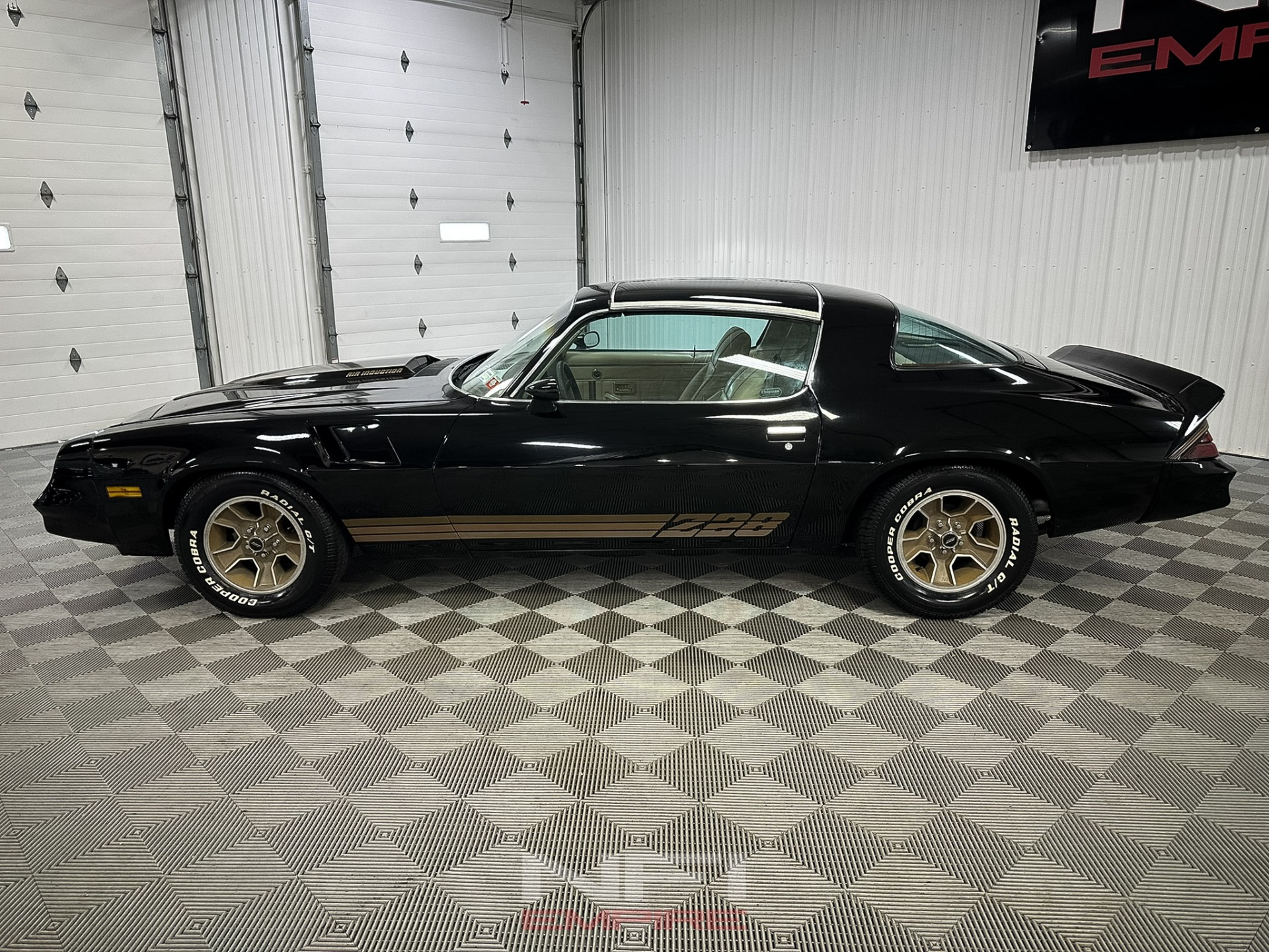 1981 Chevrolet Camaro 2