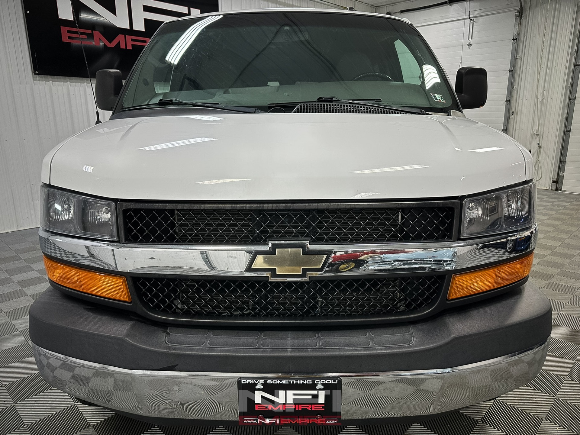 2015 Chevrolet Express 3500 Cargo 4