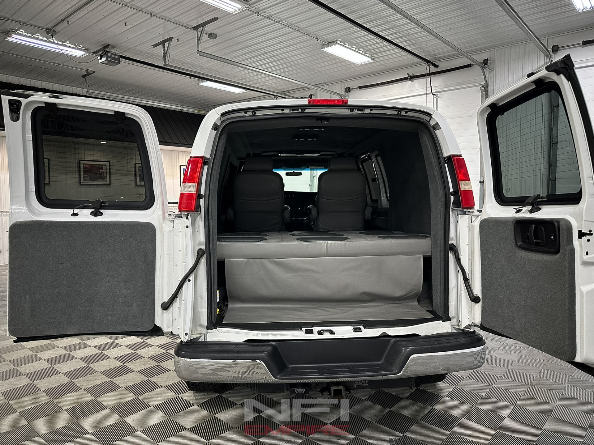 2015 Chevrolet Express 3500 Cargo 50