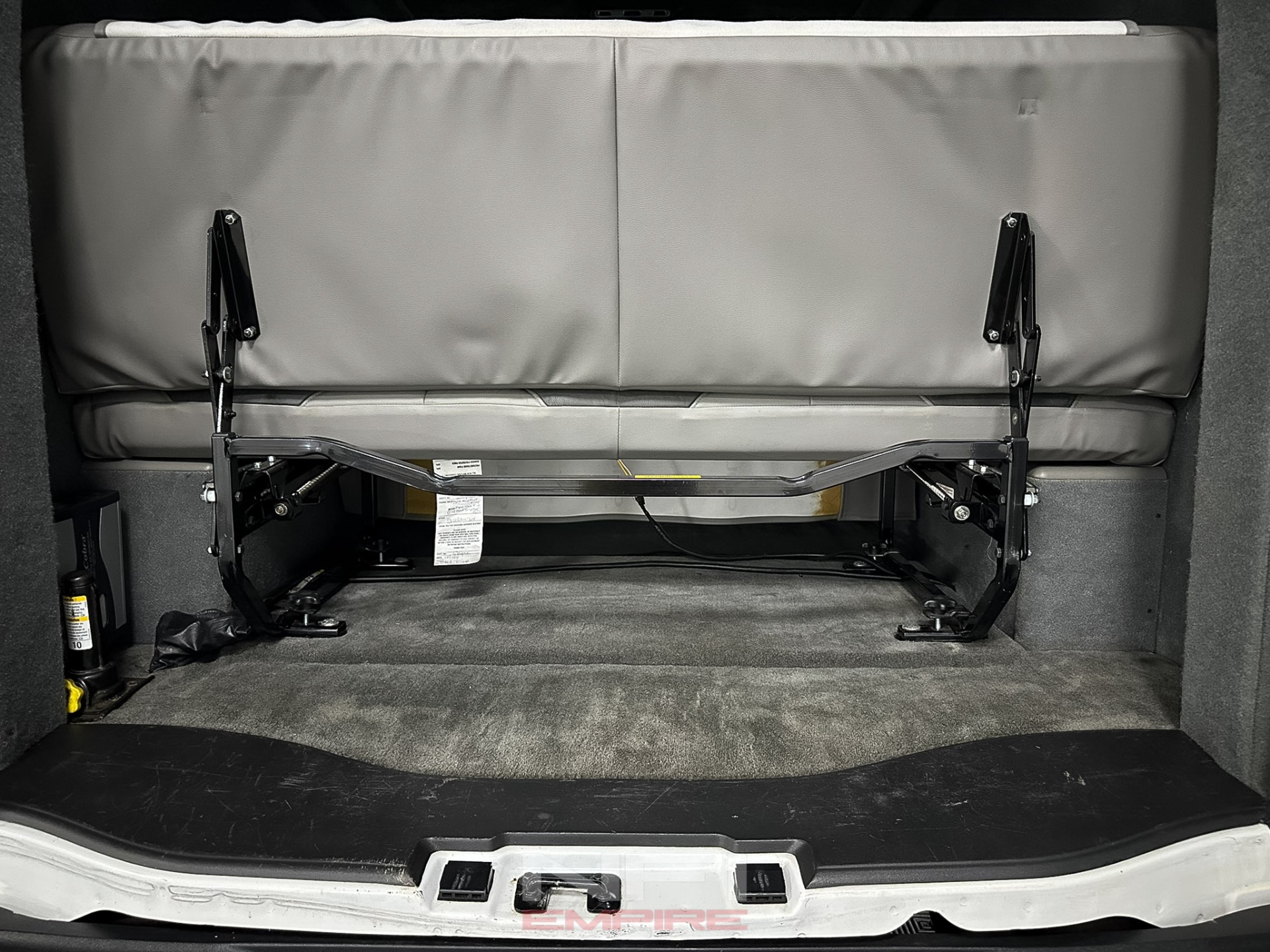 2015 Chevrolet Express 3500 Cargo 52
