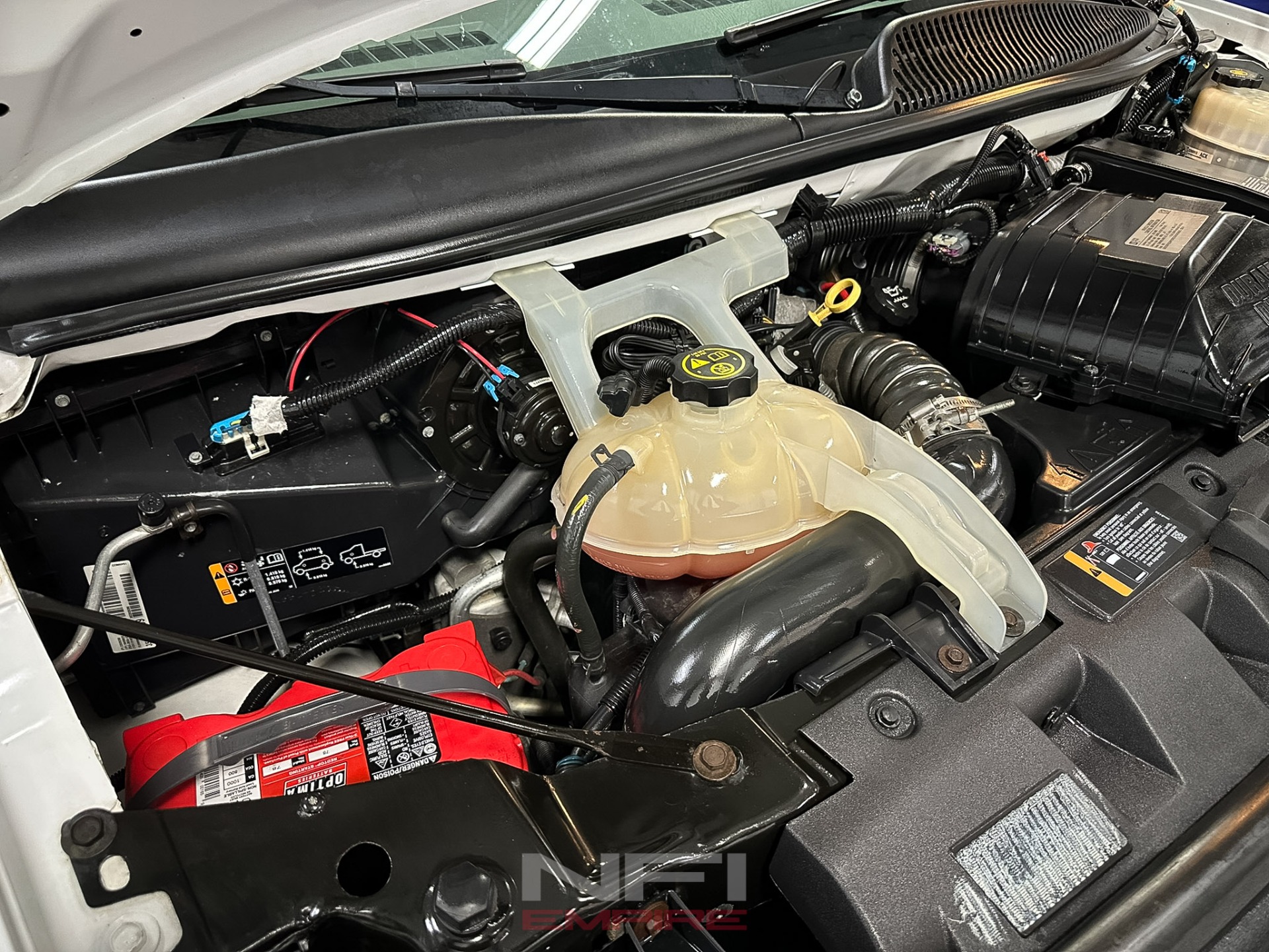 2015 Chevrolet Express 3500 Cargo 56