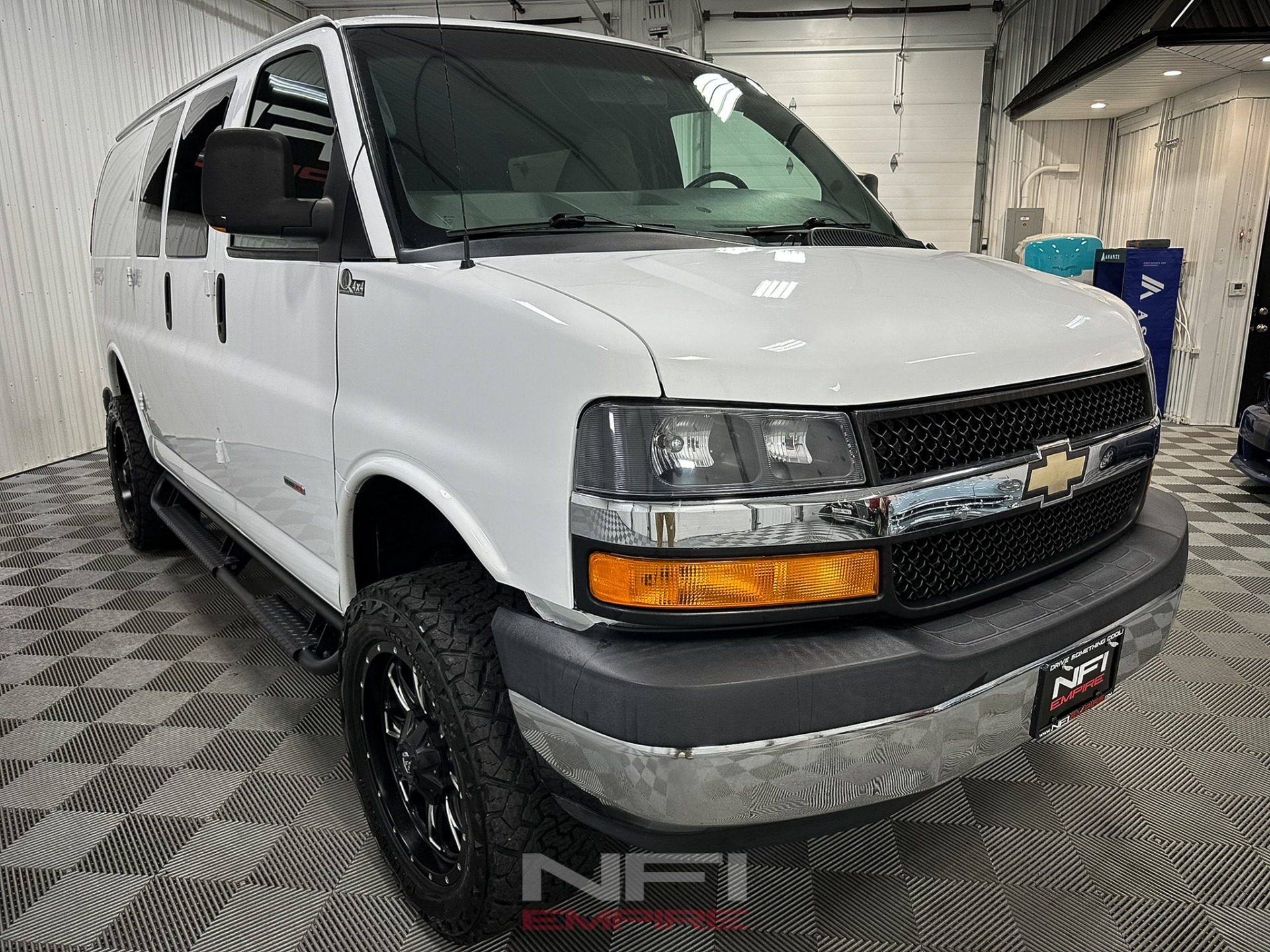 2015 Chevrolet Express 3500 Cargo 5
