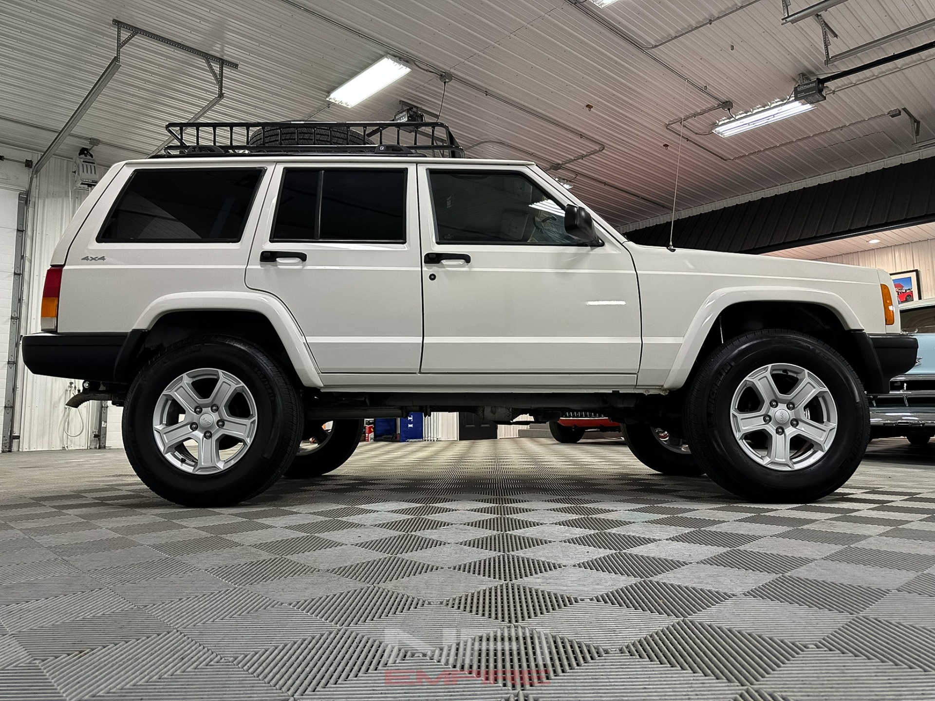 2001 Jeep Cherokee 17