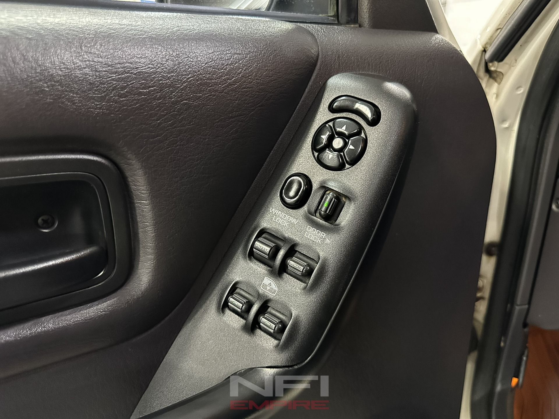 2001 Jeep Cherokee 32