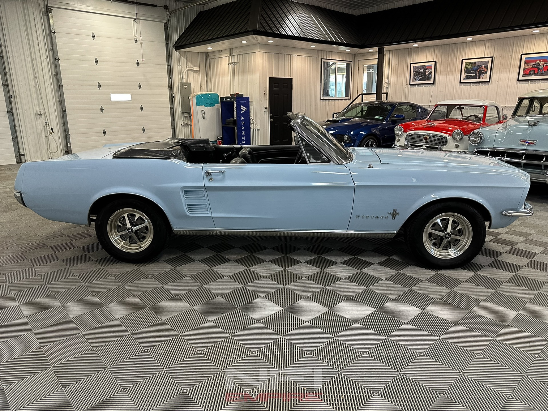 1967 Ford Mustang 12