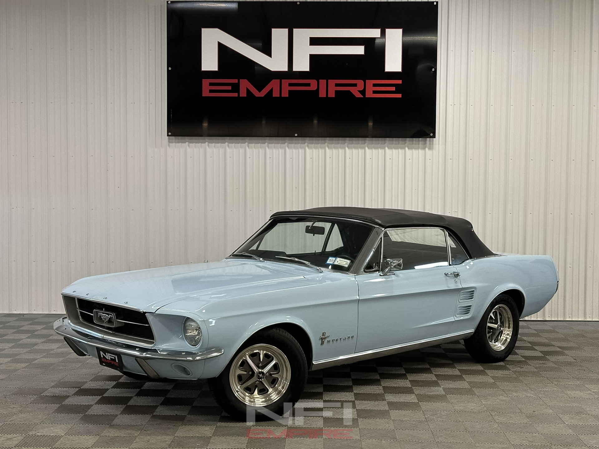 1967 Ford Mustang 2