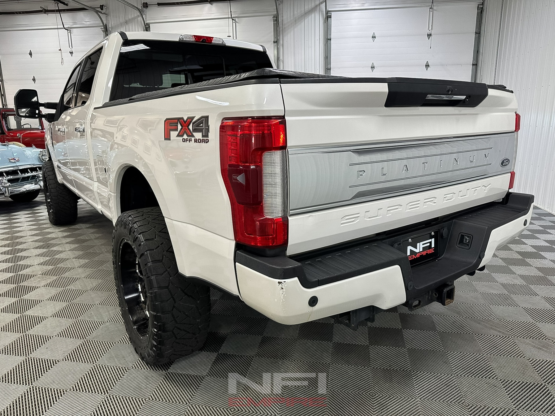 2017 Ford F350 Super Duty Crew Cab 10
