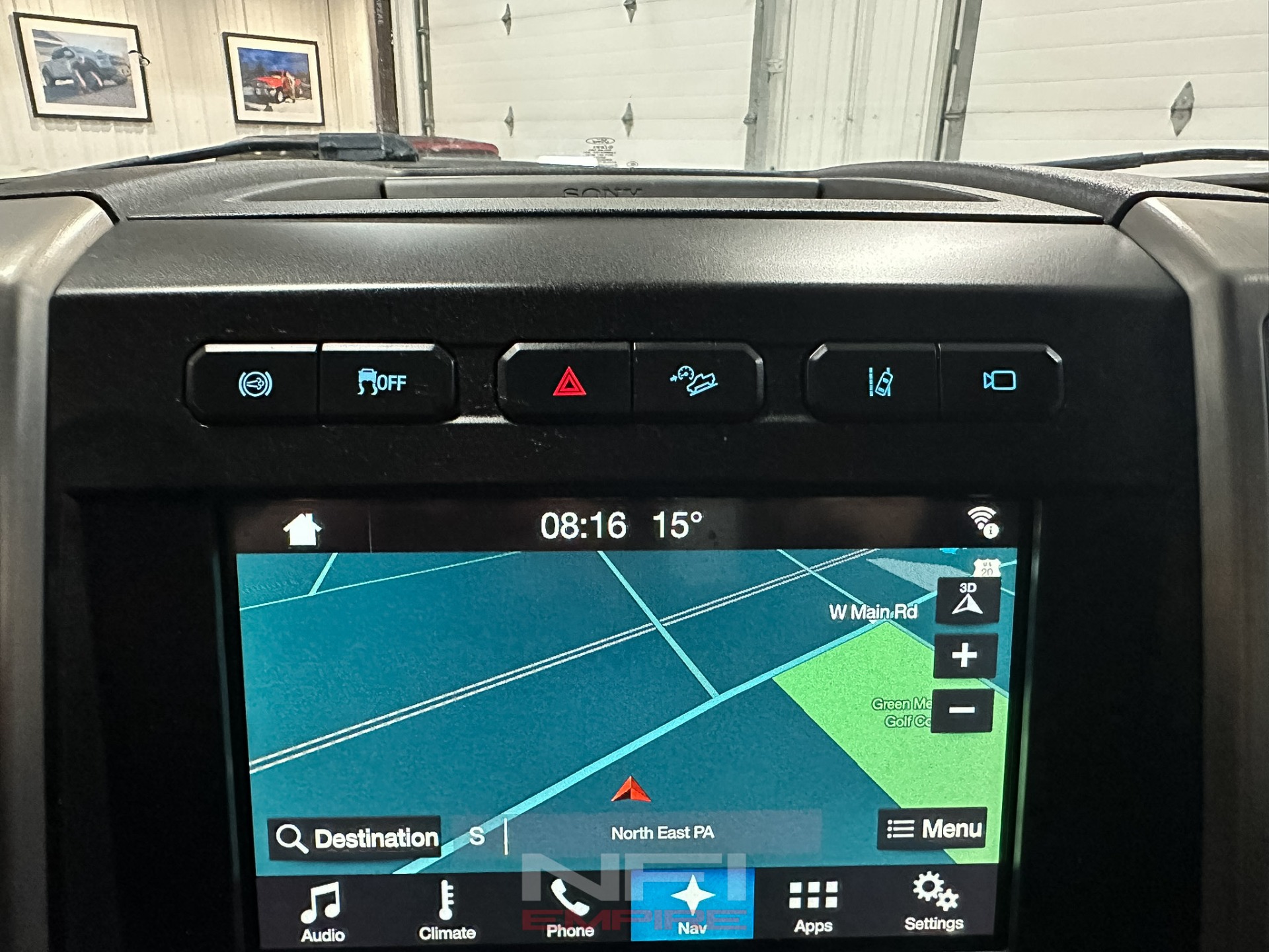 2017 Ford F350 Super Duty Crew Cab 28