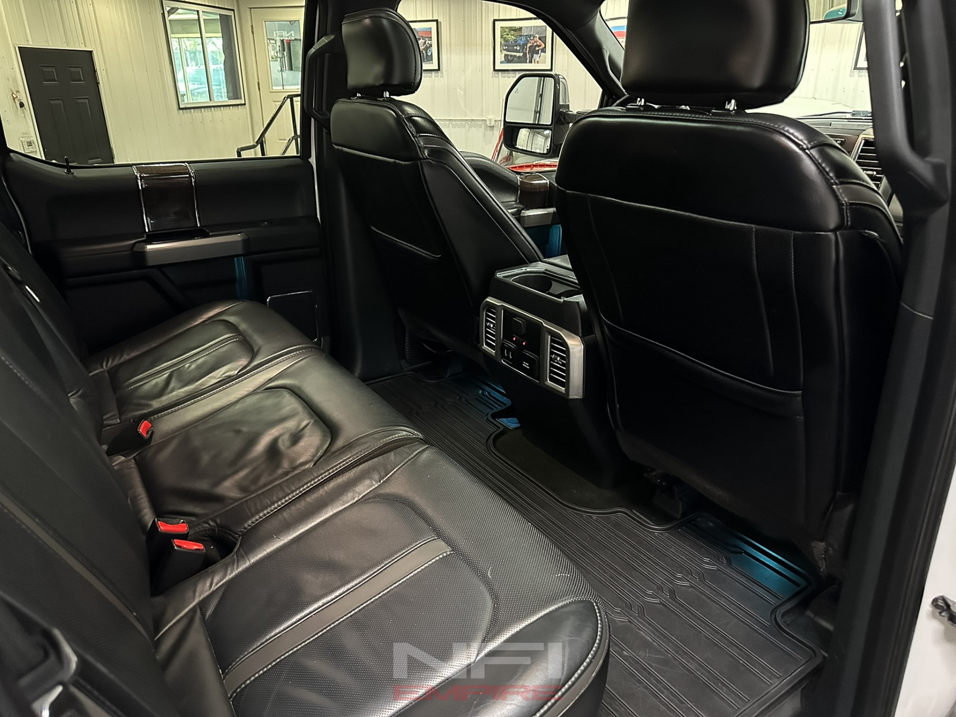 2017 Ford F350 Super Duty Crew Cab 40