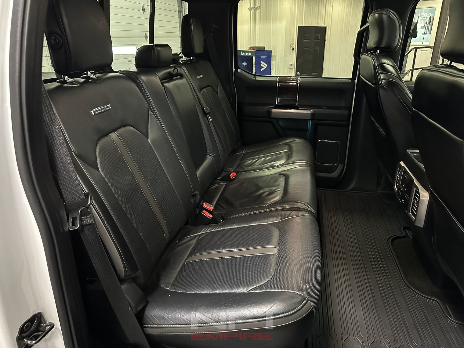 2017 Ford F350 Super Duty Crew Cab 41