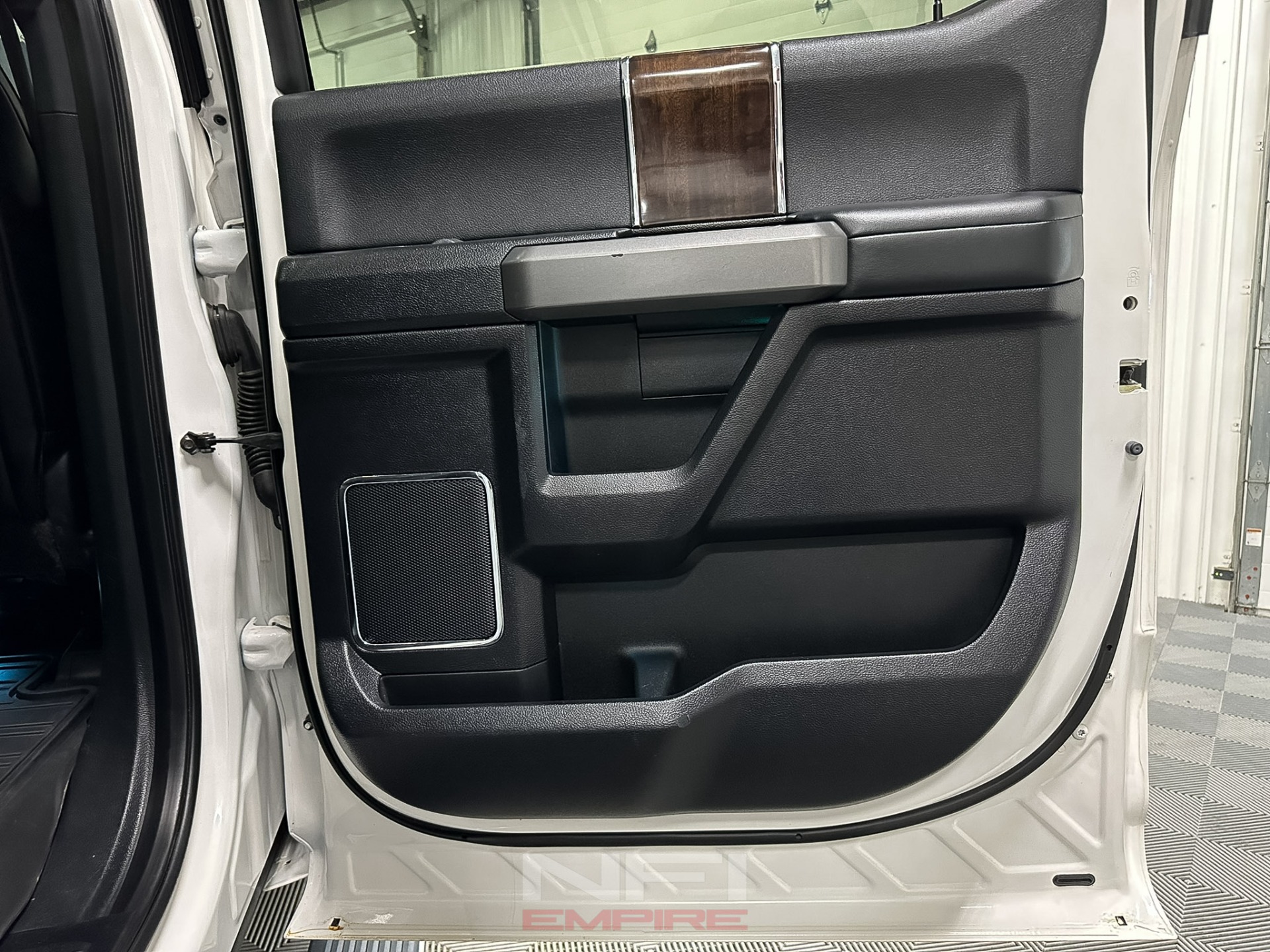 2017 Ford F350 Super Duty Crew Cab 44