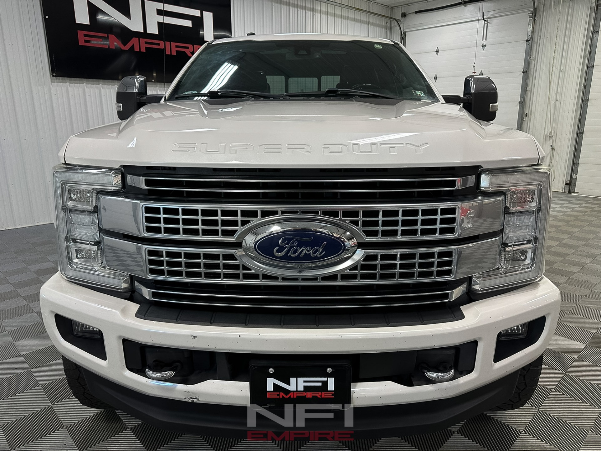 2017 Ford F350 Super Duty Crew Cab 4