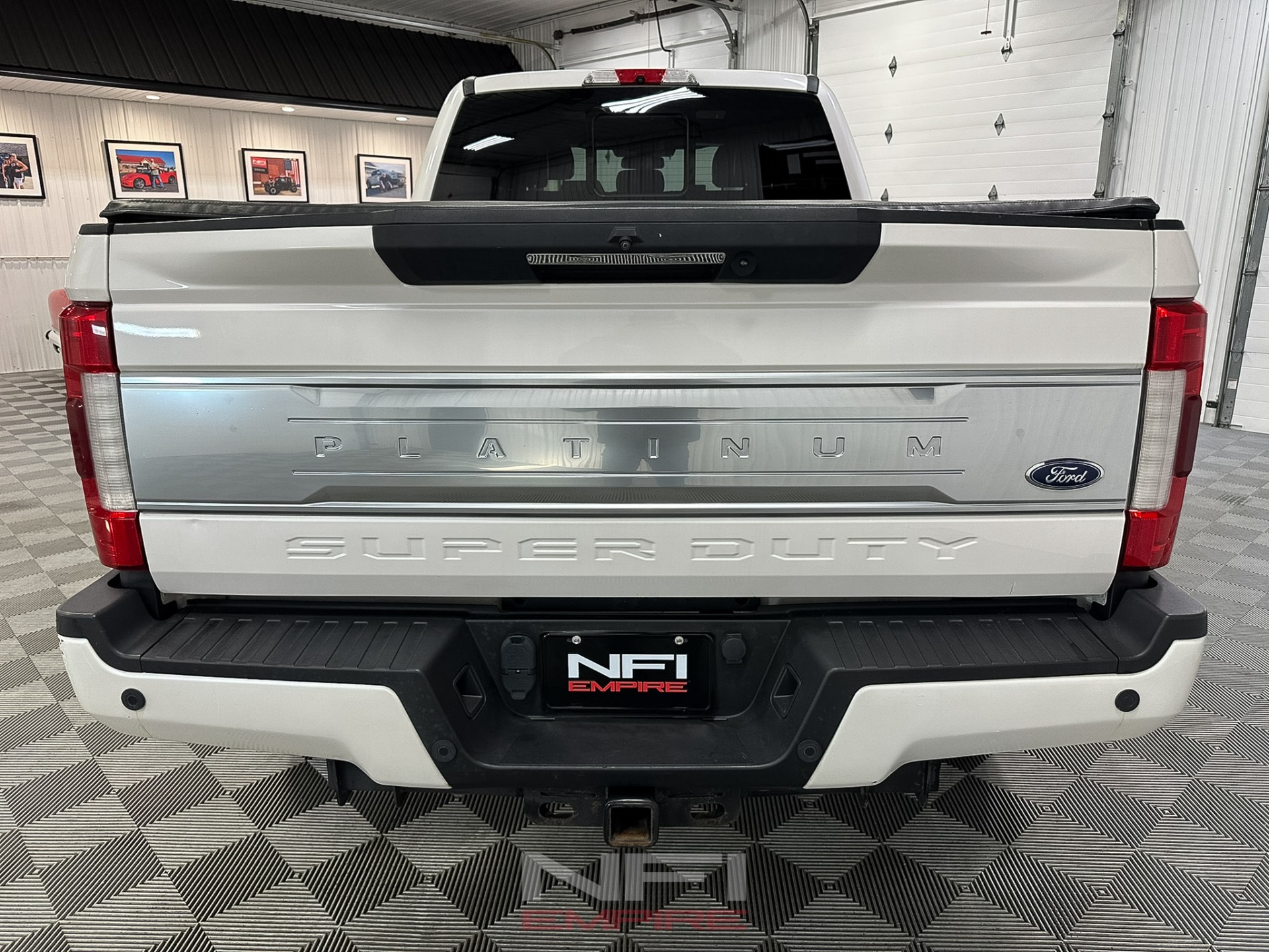 2017 Ford F350 Super Duty Crew Cab 9