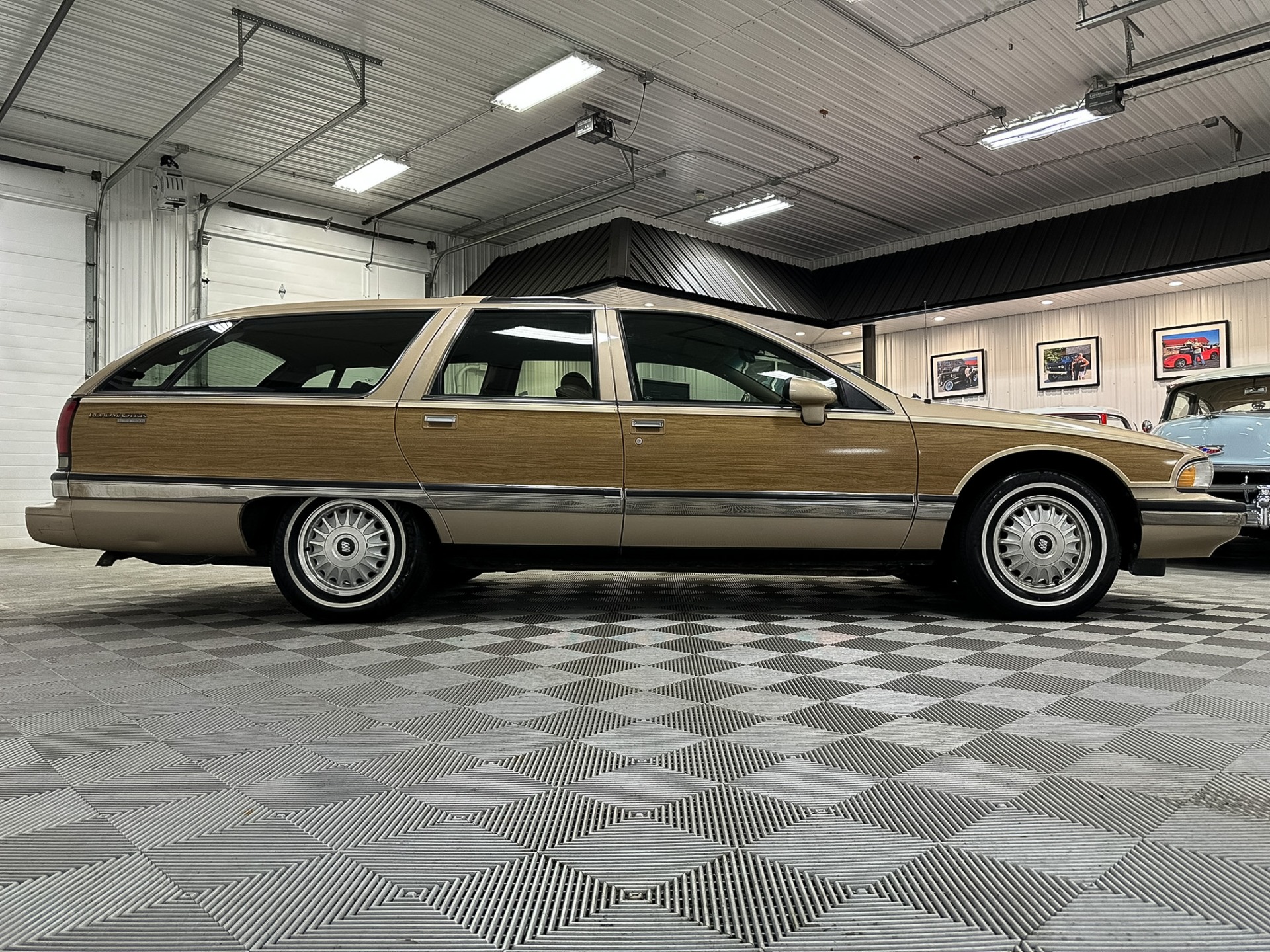 1993 Buick Roadmaster 16