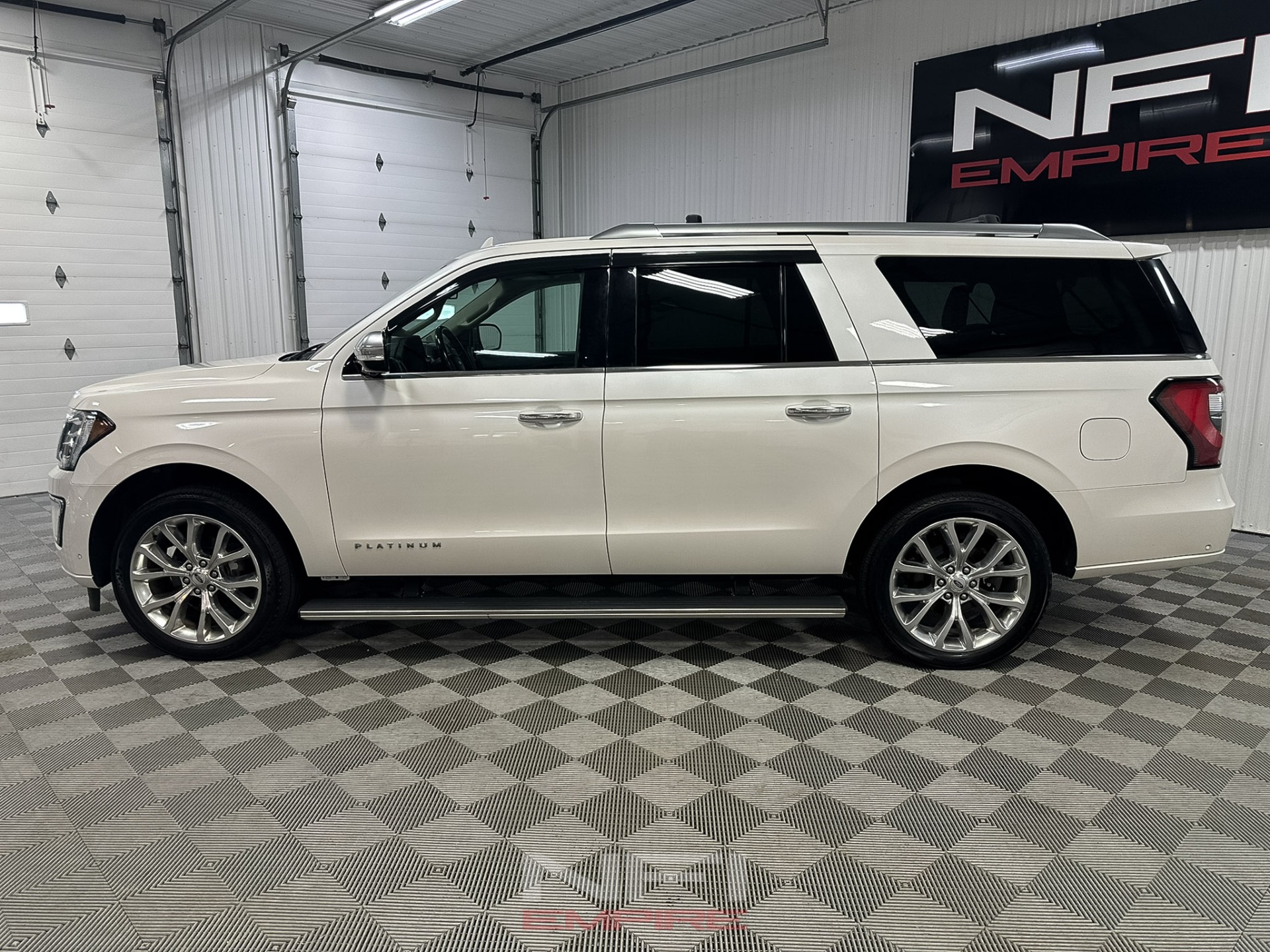 2018 Ford Expedition MAX 2