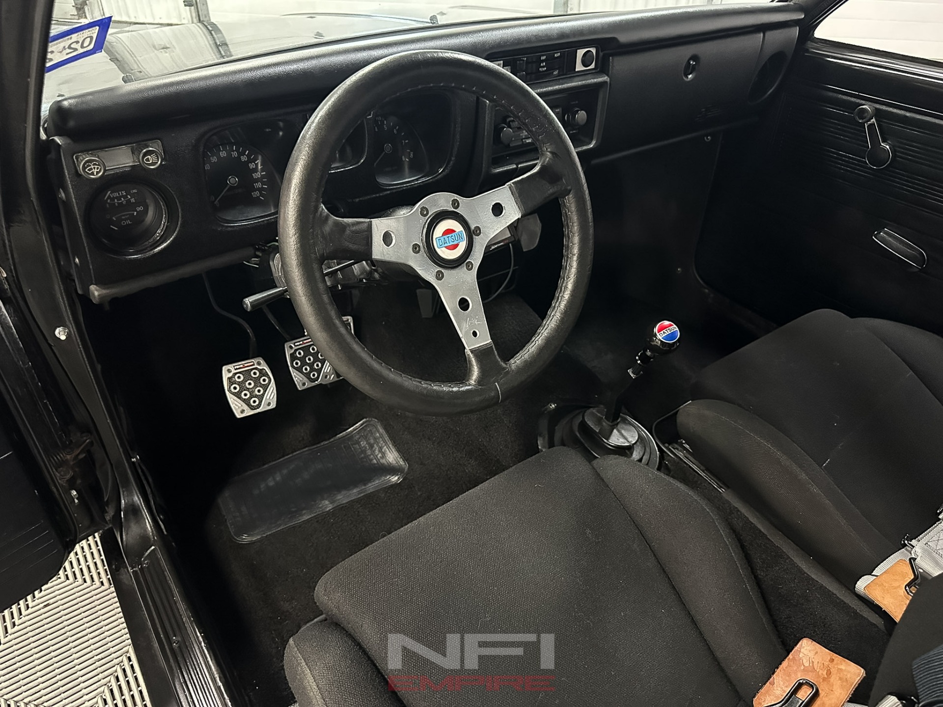 1970 Datsun 510 23