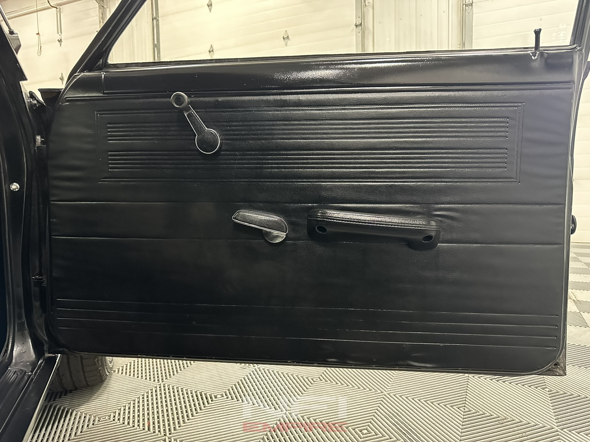 1970 Datsun 510 37