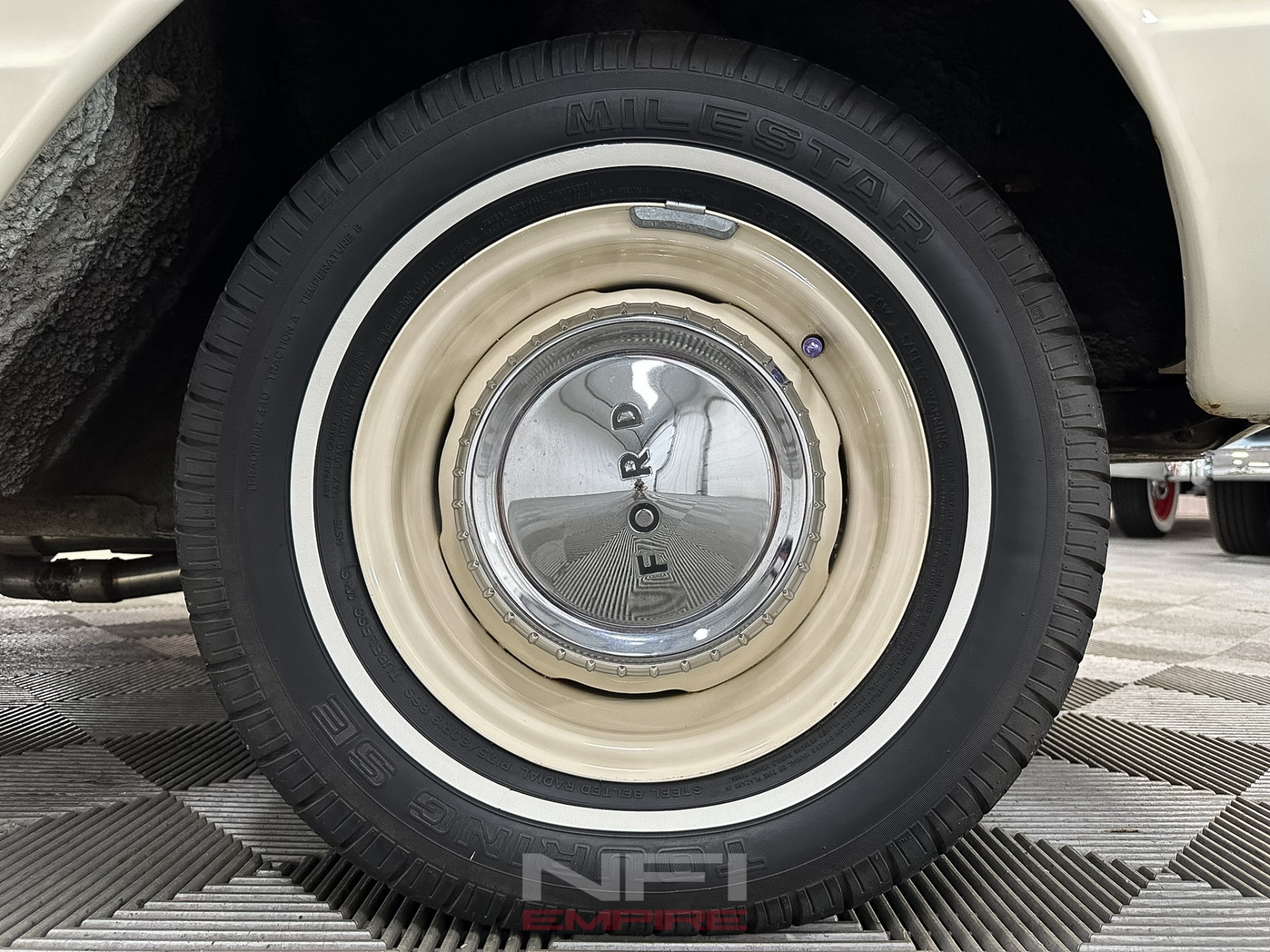 1960 Ford Falcon 16