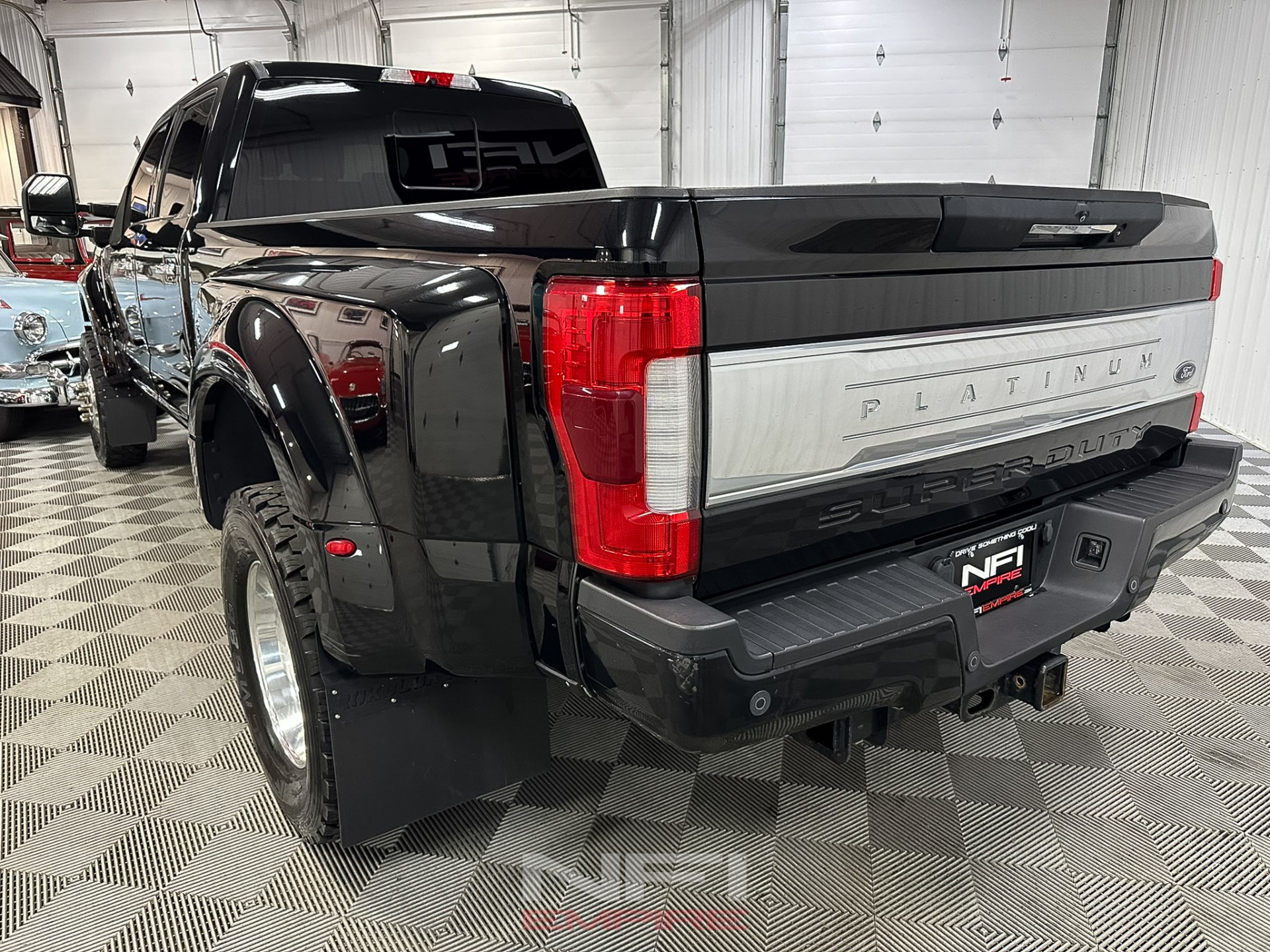 2017 Ford F450 Super Duty Crew Cab 10