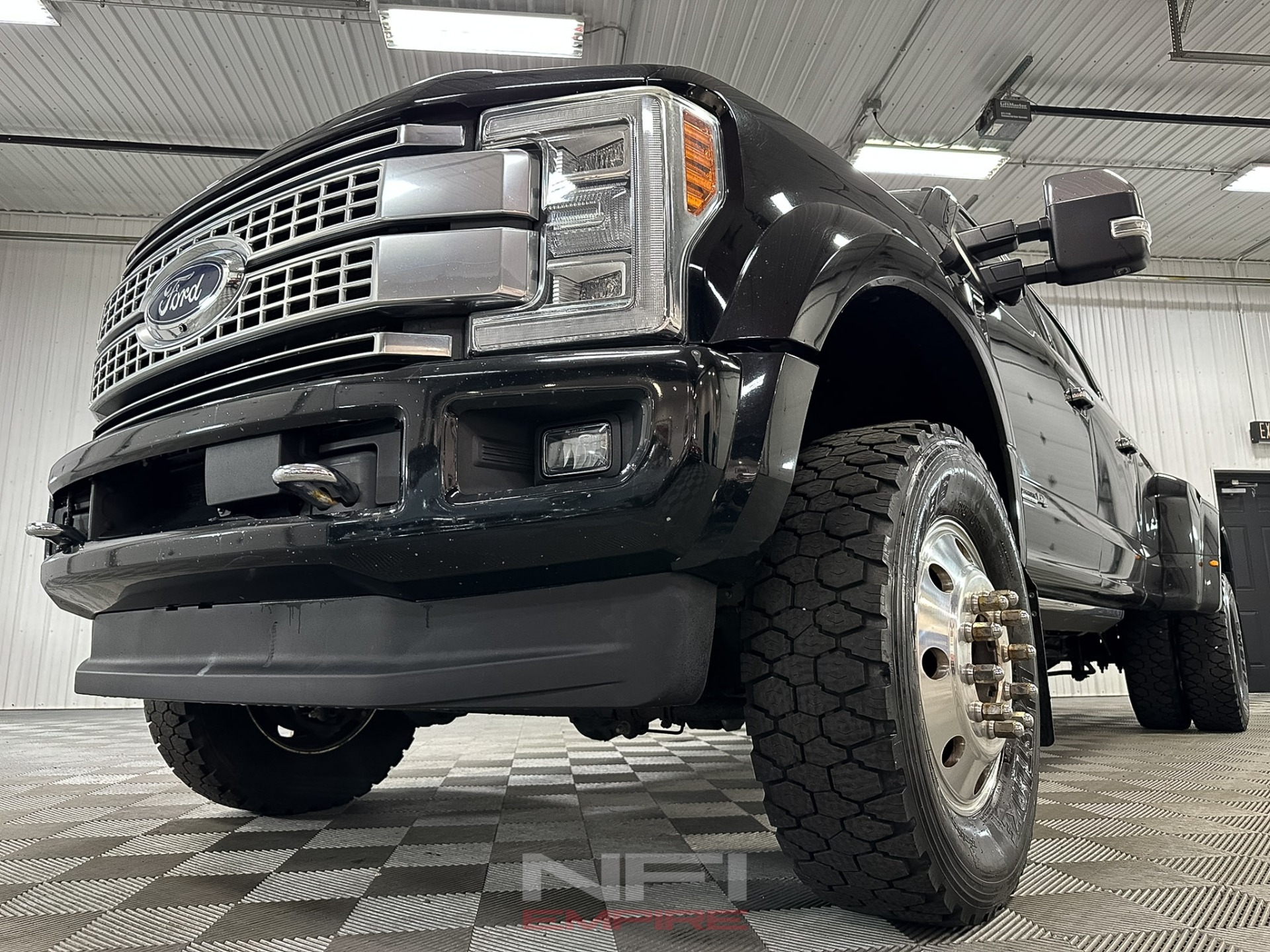2017 Ford F450 Super Duty Crew Cab 13