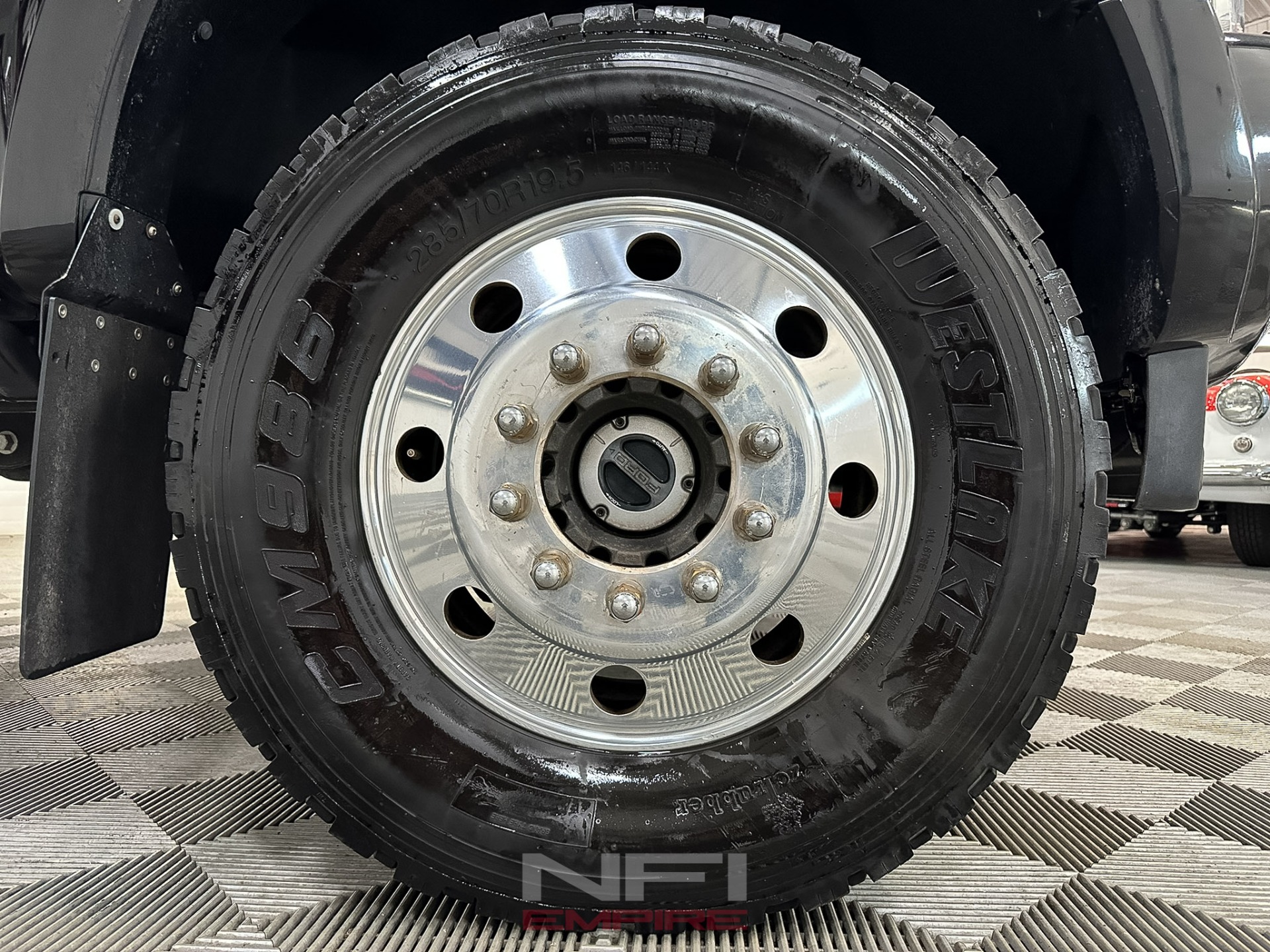 2017 Ford F450 Super Duty Crew Cab 16