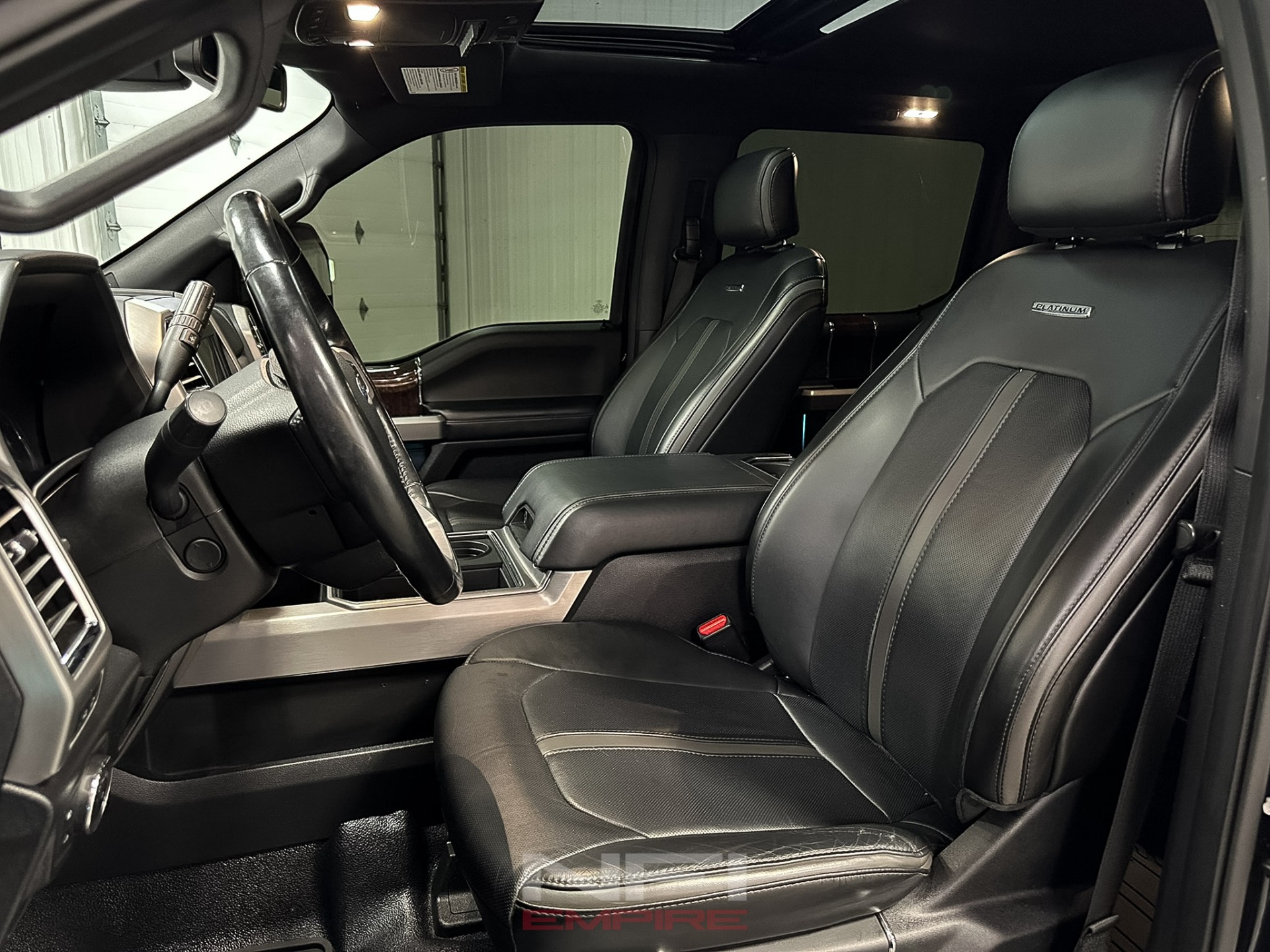 2017 Ford F450 Super Duty Crew Cab 26