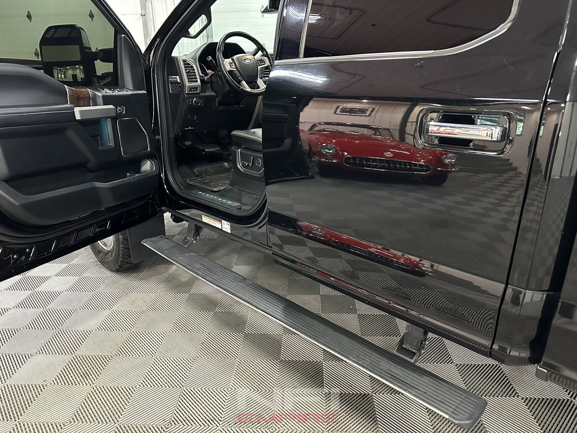 2017 Ford F450 Super Duty Crew Cab 39
