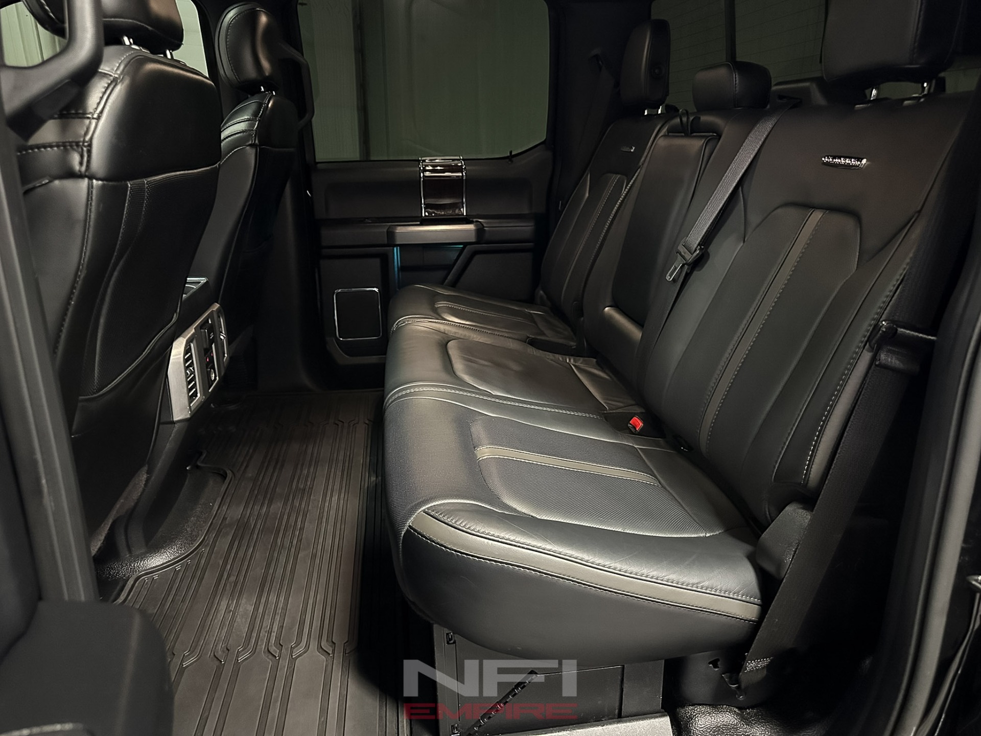 2017 Ford F450 Super Duty Crew Cab 49