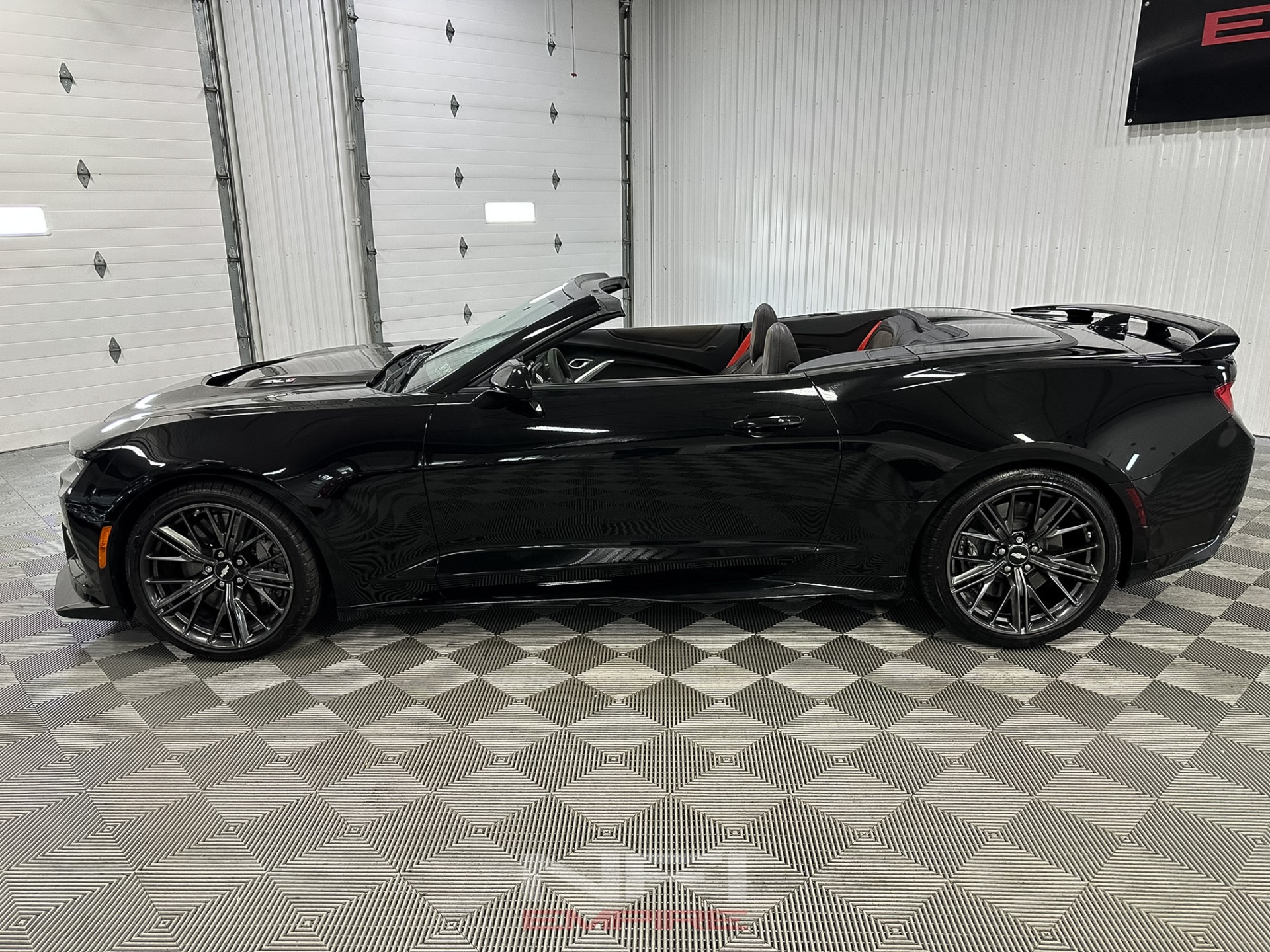 2018 Chevrolet Camaro 3
