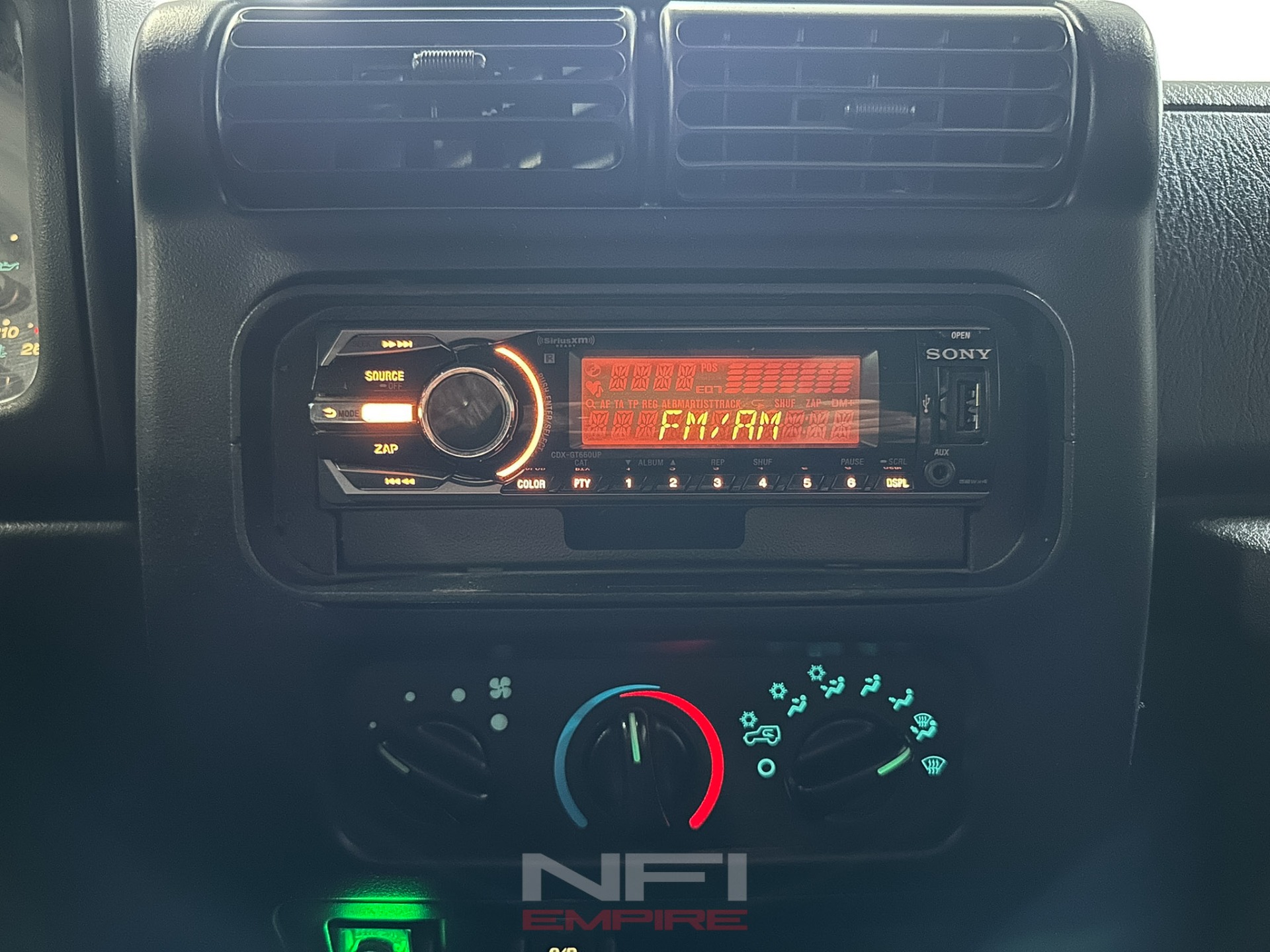 2005 Jeep Wrangler 27