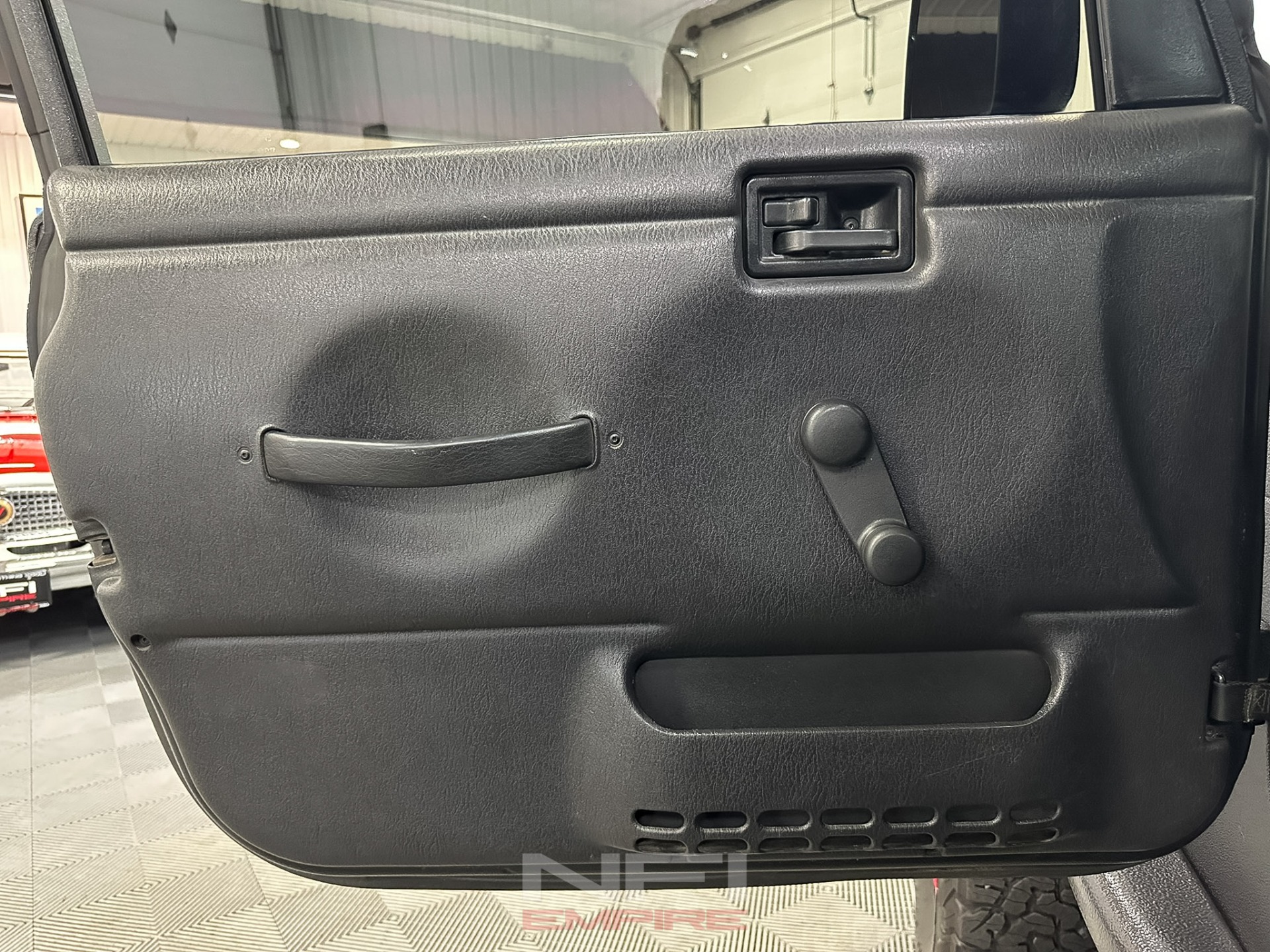 2005 Jeep Wrangler 30