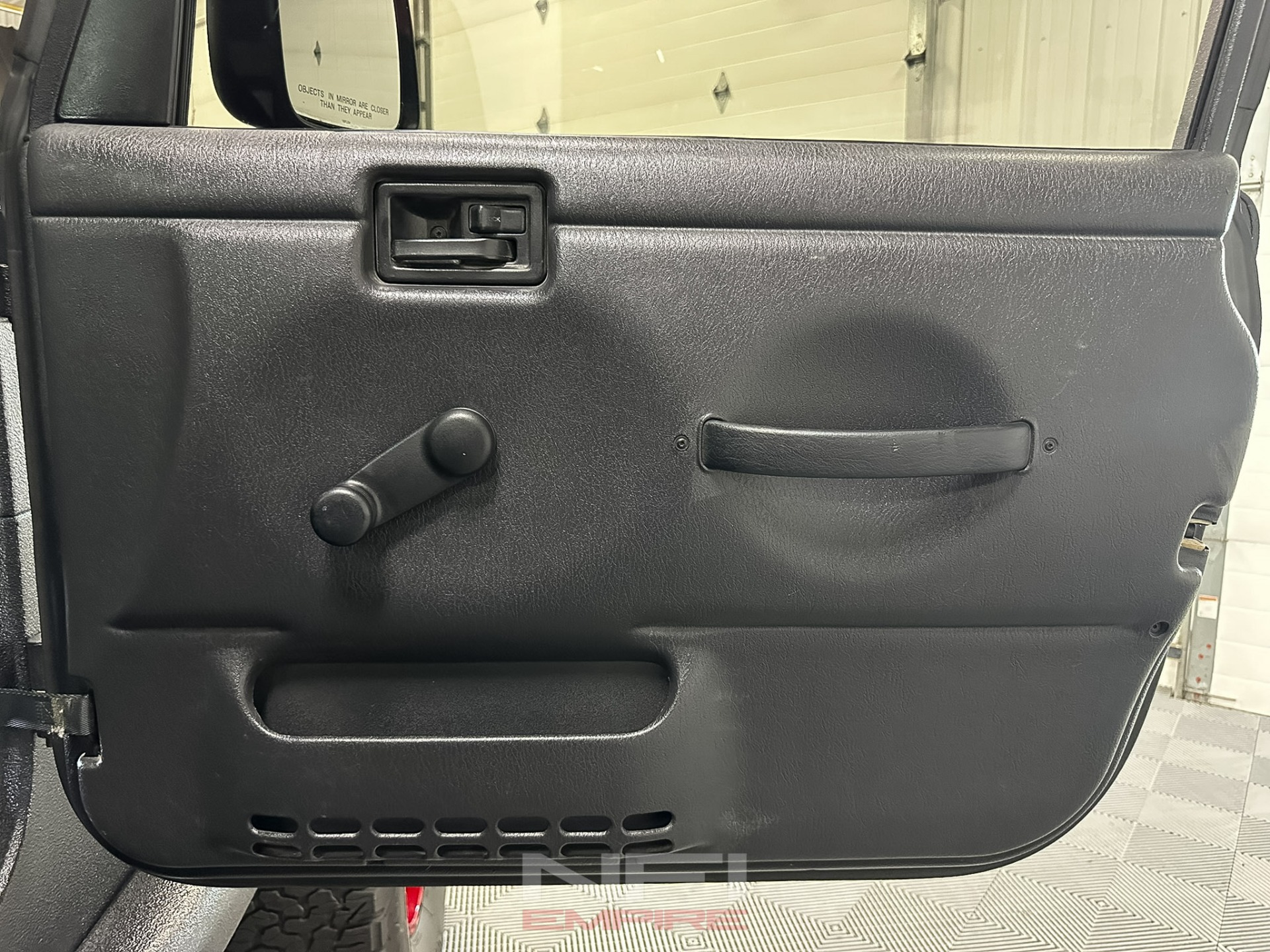 2005 Jeep Wrangler 34