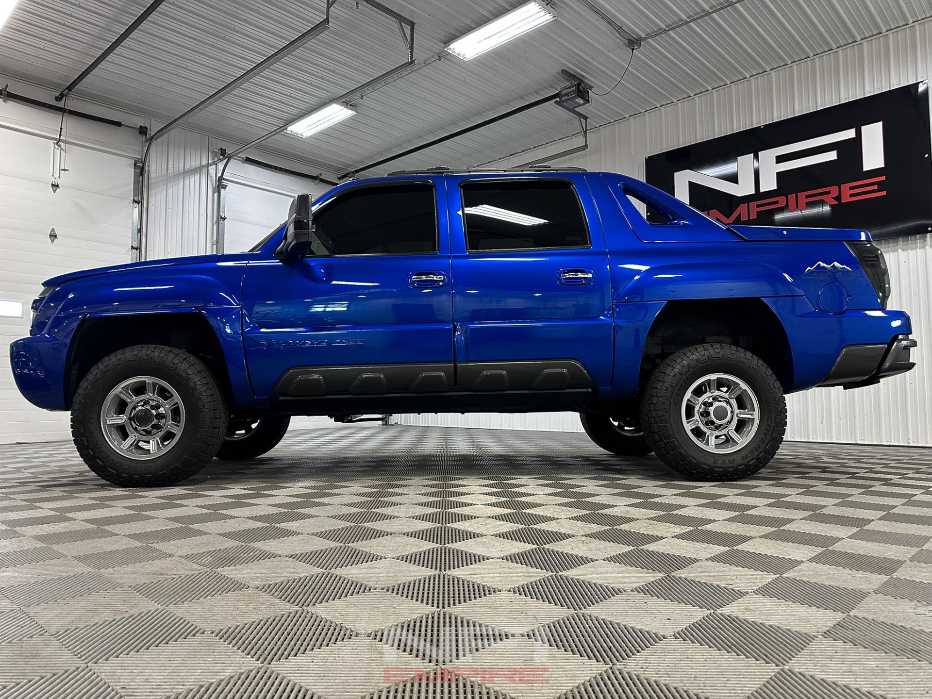 2002 Chevrolet Avalanche 2500 11