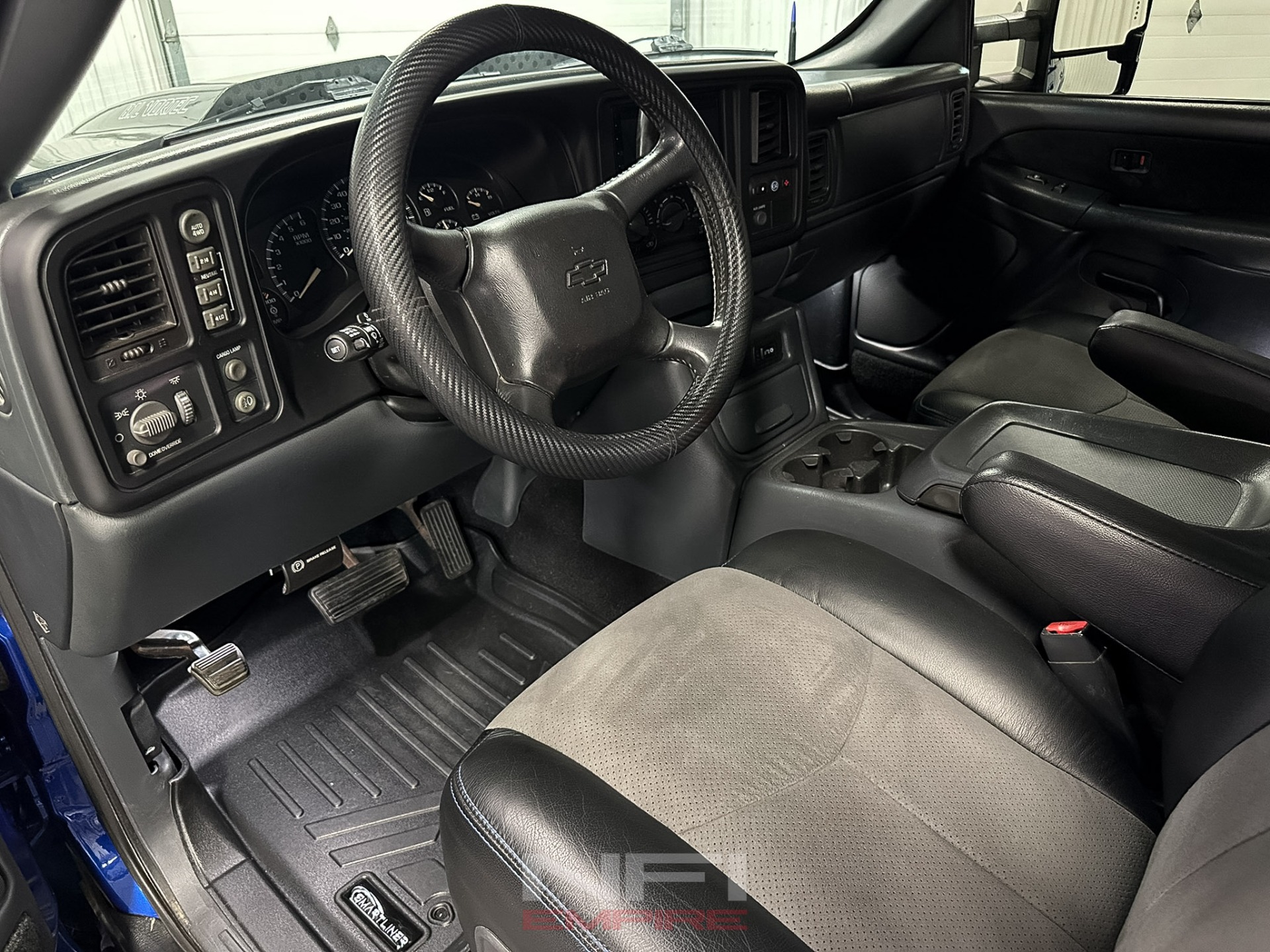 2002 Chevrolet Avalanche 2500 23