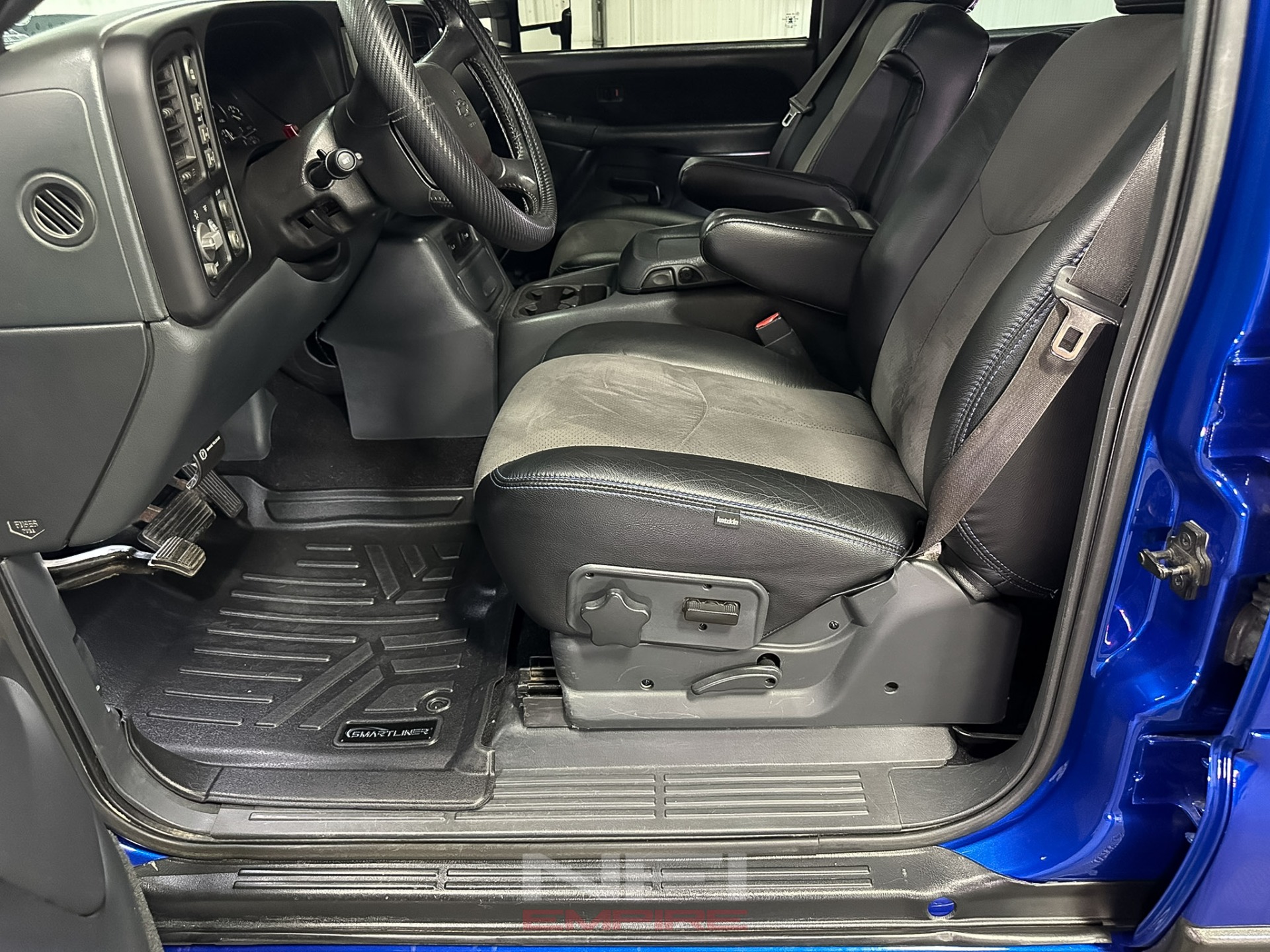 2002 Chevrolet Avalanche 2500 35