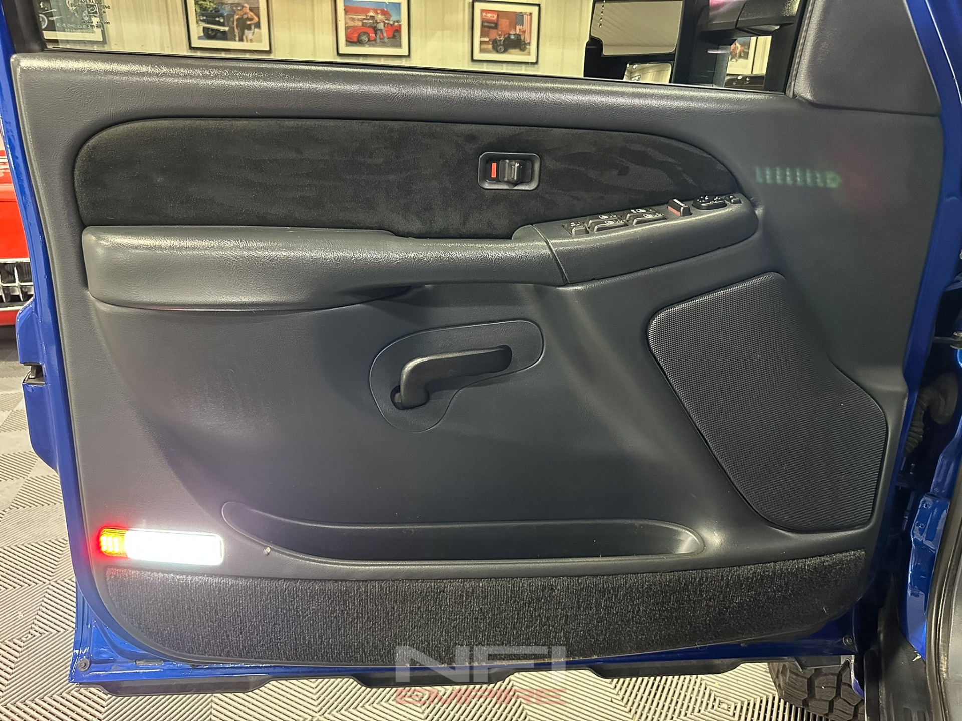 2002 Chevrolet Avalanche 2500 36