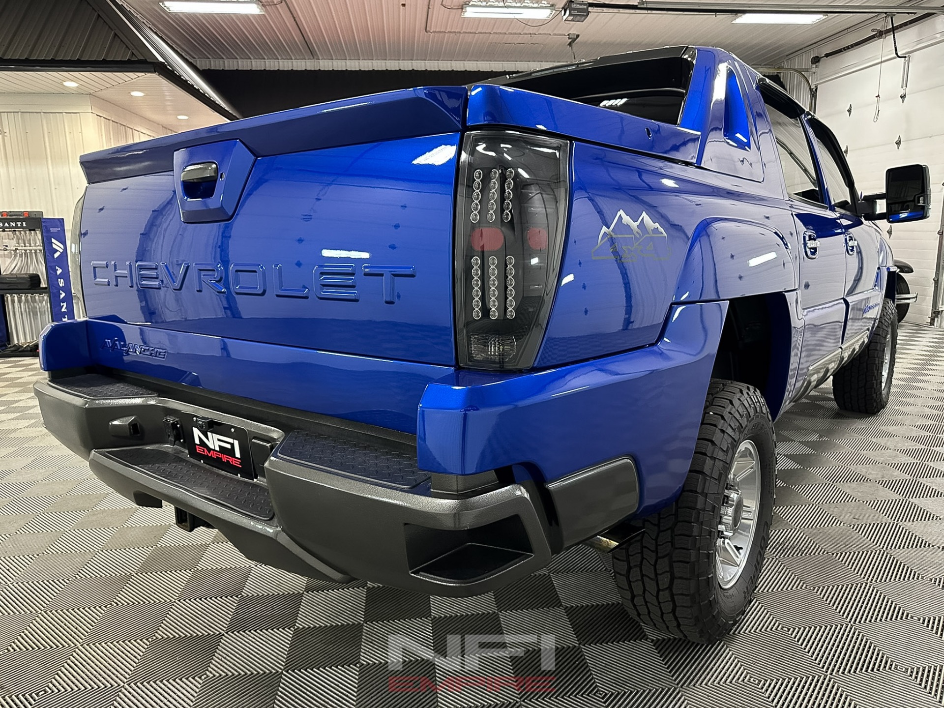 2002 Chevrolet Avalanche 2500 8