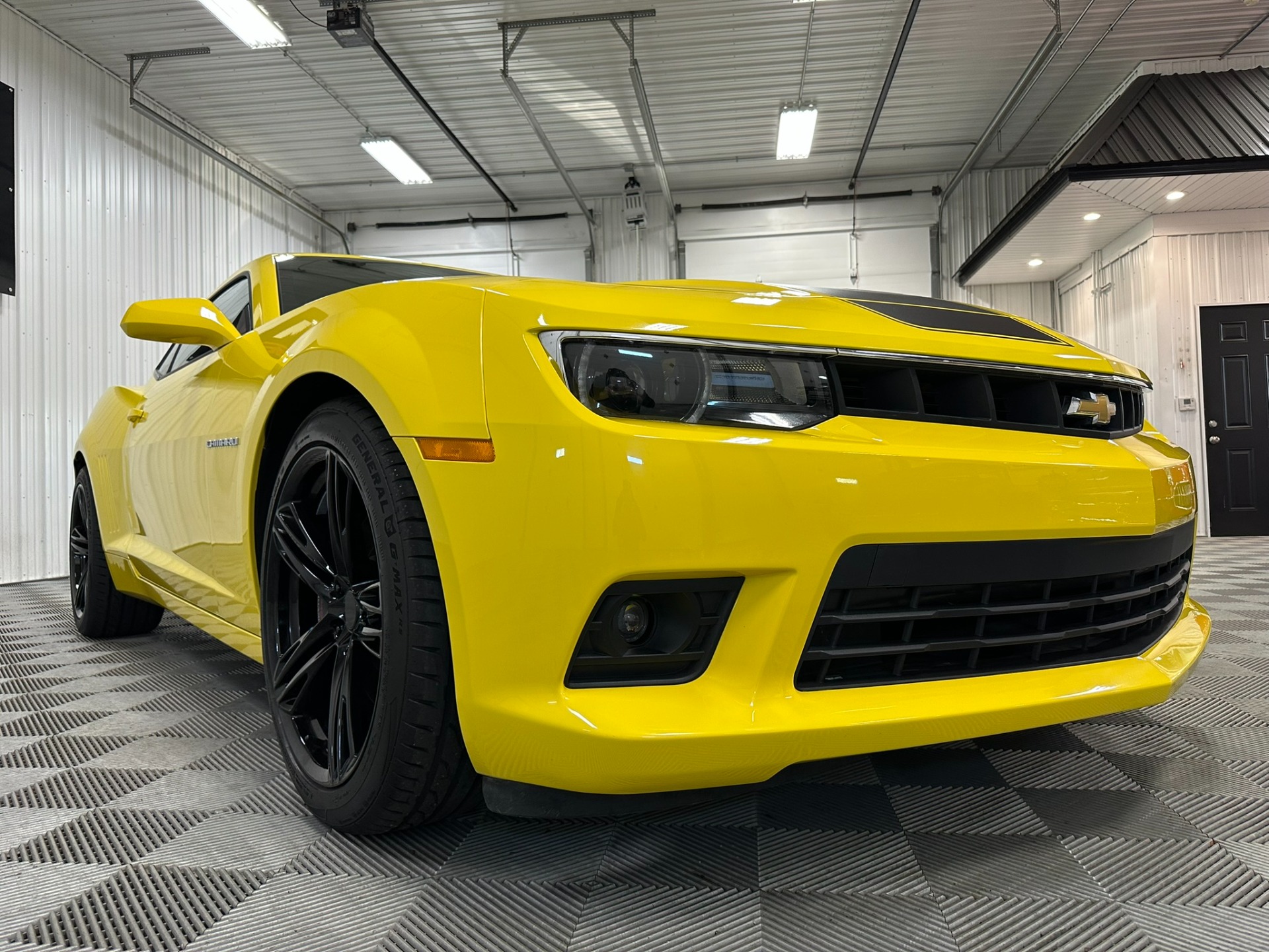 2015 Chevrolet Camaro 15