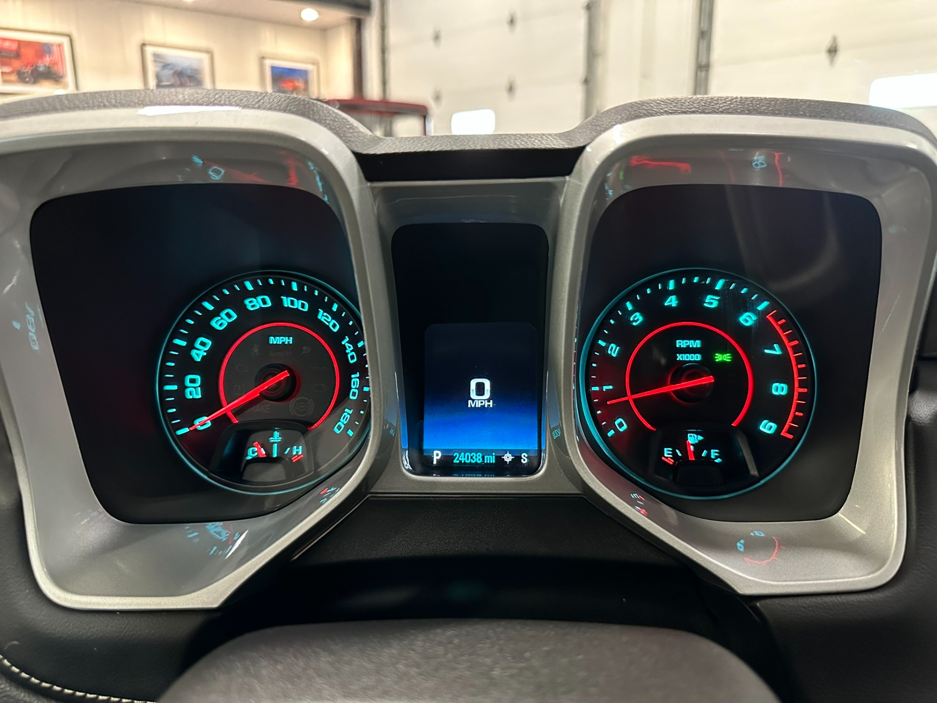 2015 Chevrolet Camaro 26