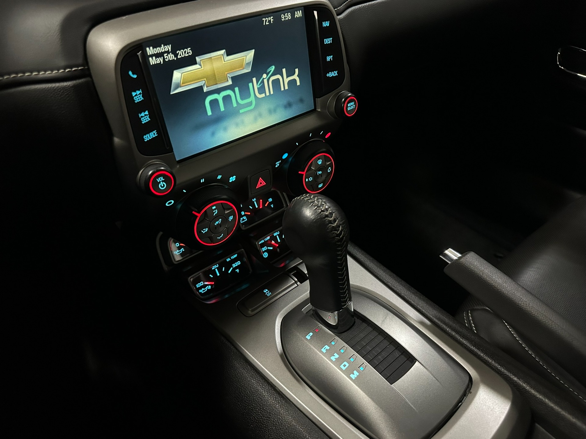 2015 Chevrolet Camaro 29
