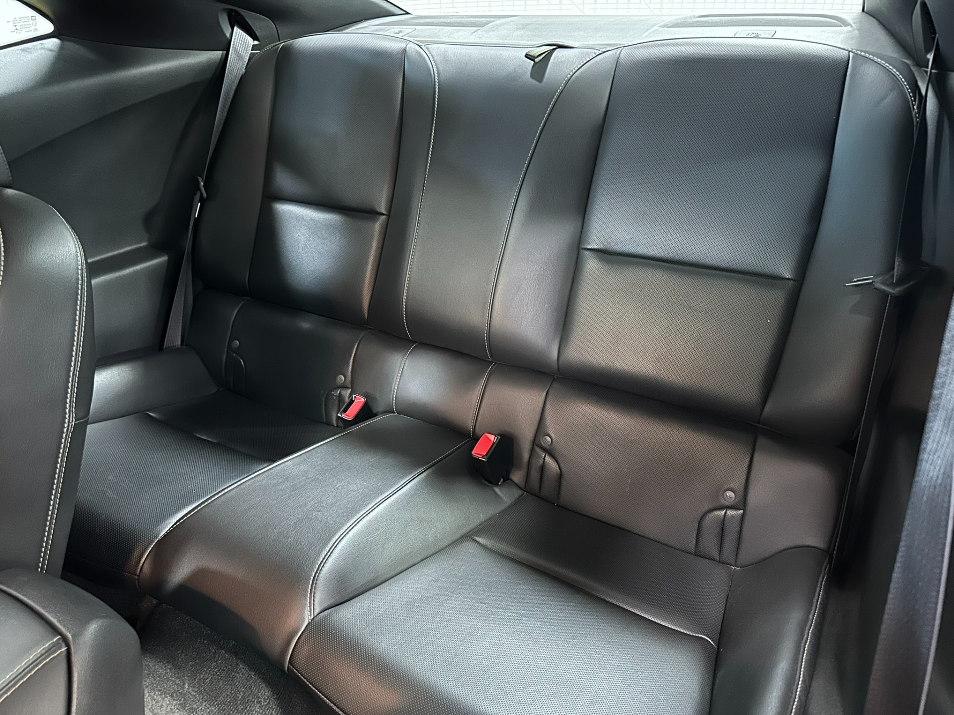 2015 Chevrolet Camaro 34