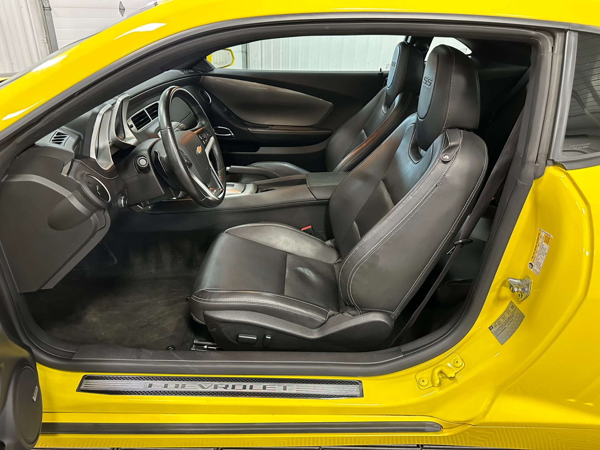 2015 Chevrolet Camaro 36