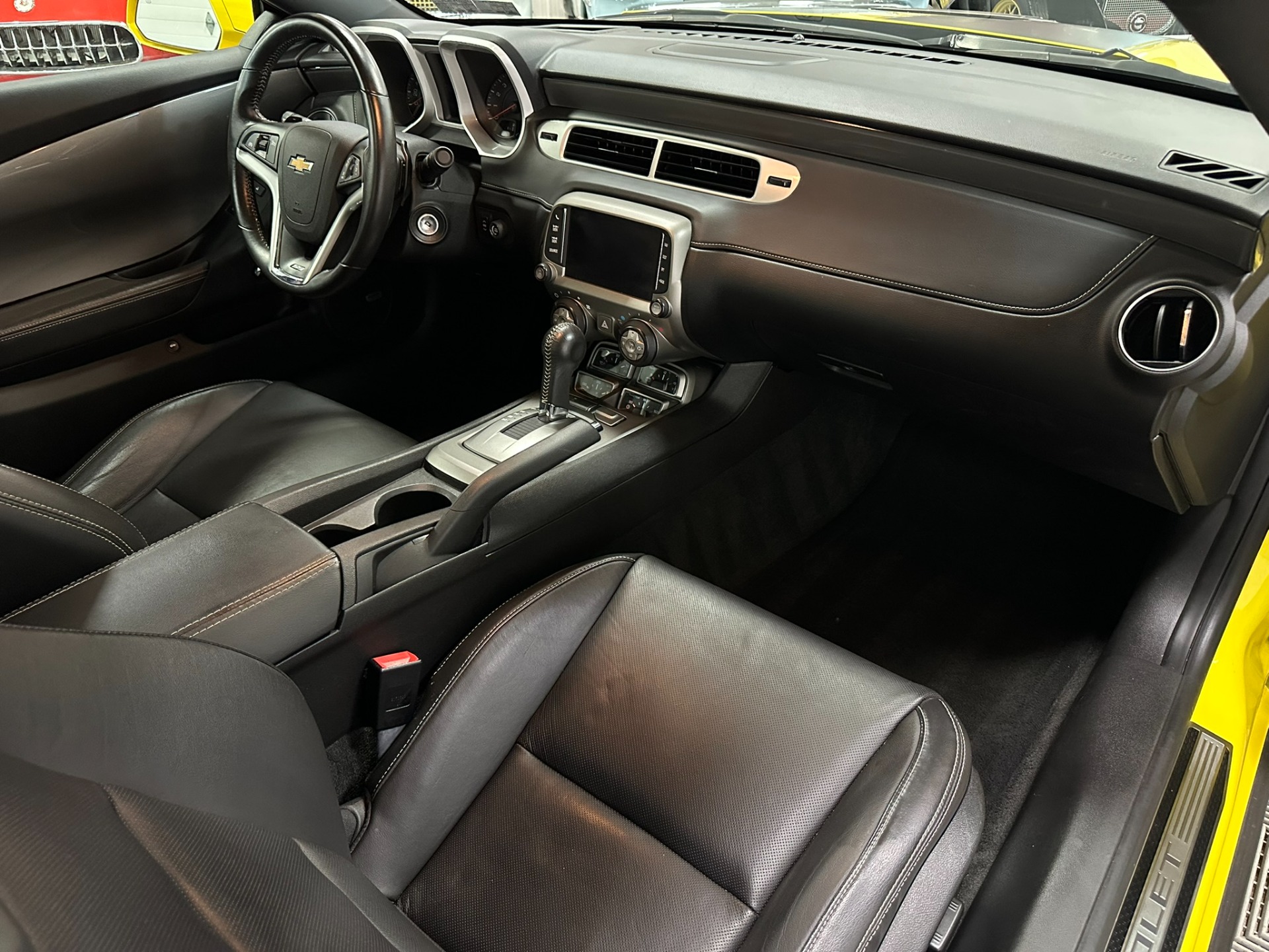 2015 Chevrolet Camaro 37