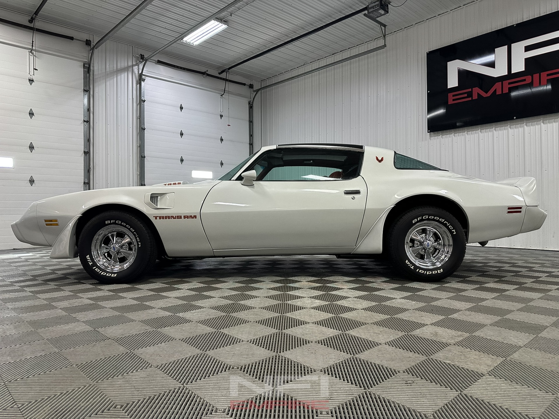 1979 Pontiac Firebird Trans Am 10th Anniversary Coupe 11