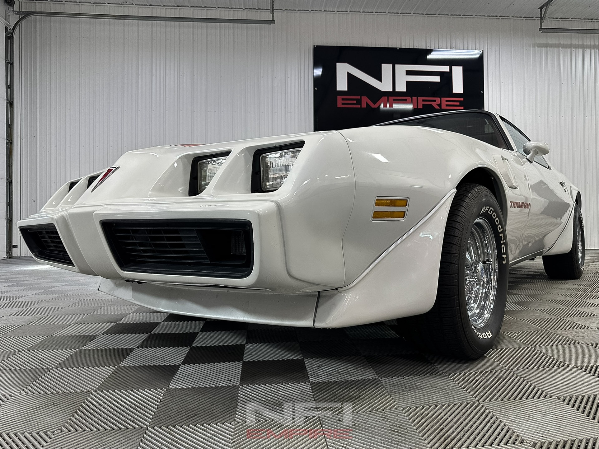 1979 Pontiac Firebird Trans Am 10th Anniversary Coupe 13