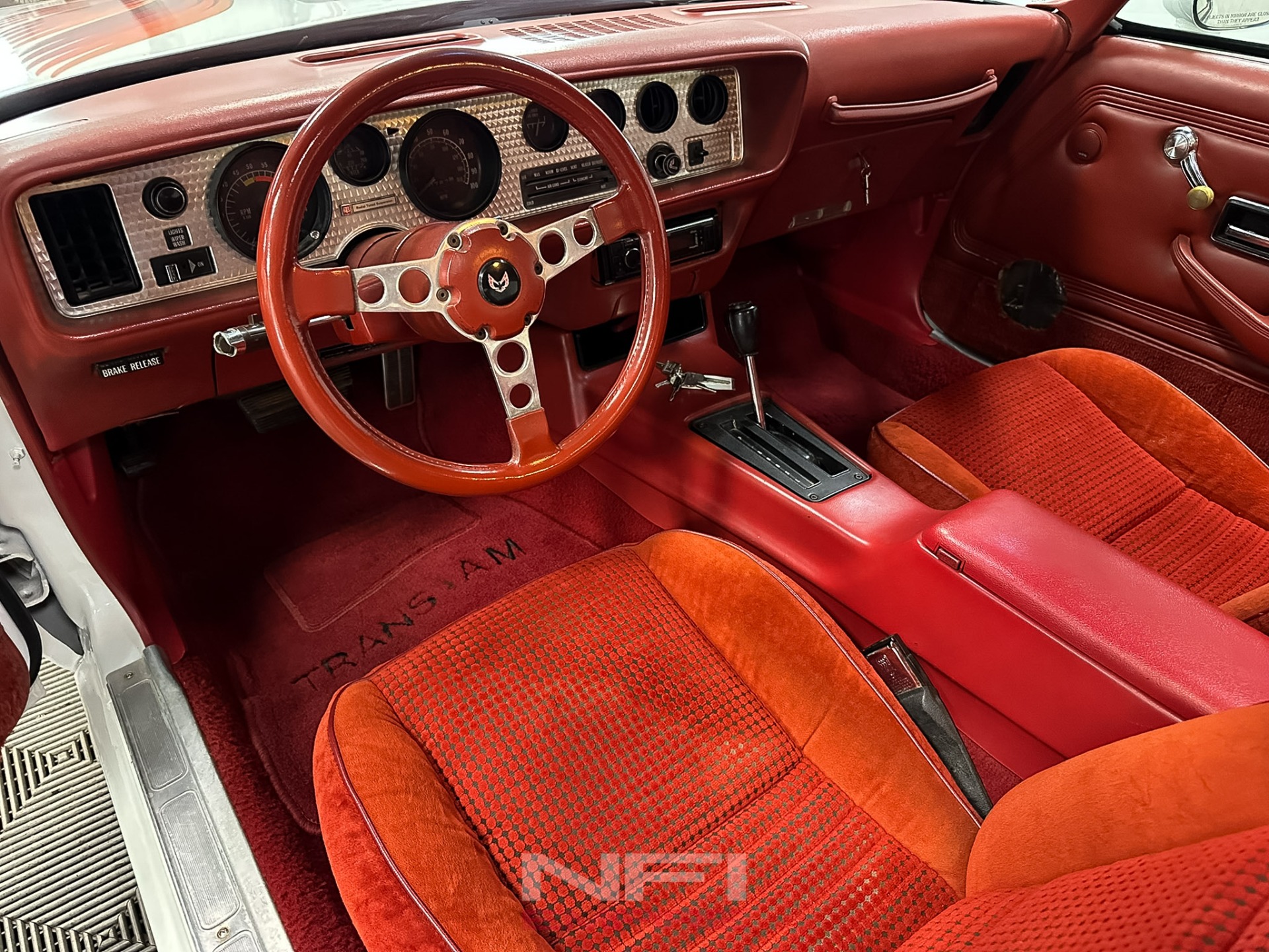 1979 Pontiac Firebird Trans Am 10th Anniversary Coupe 24