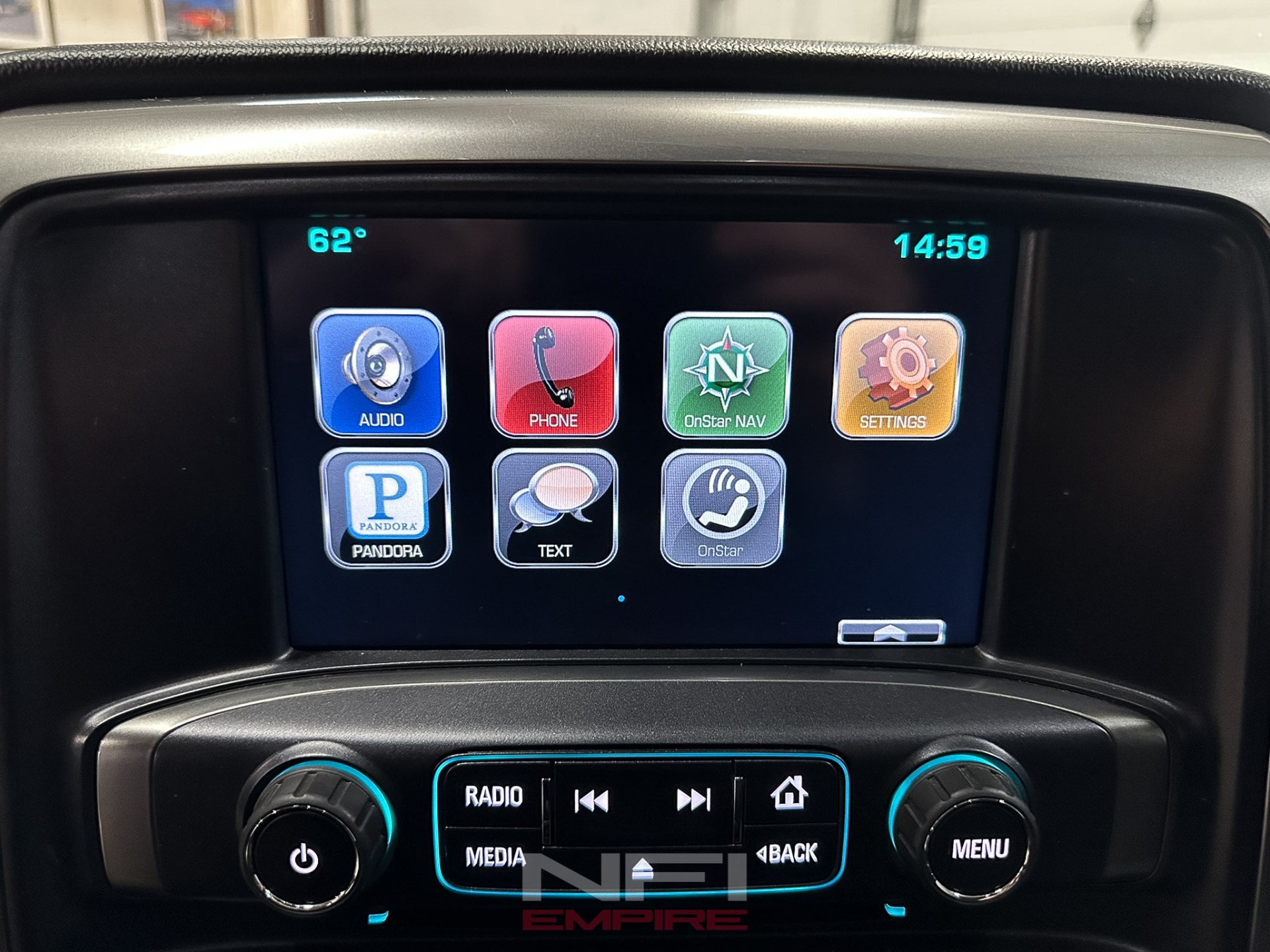 2016 Chevrolet Silverado 1500 Double Cab 27